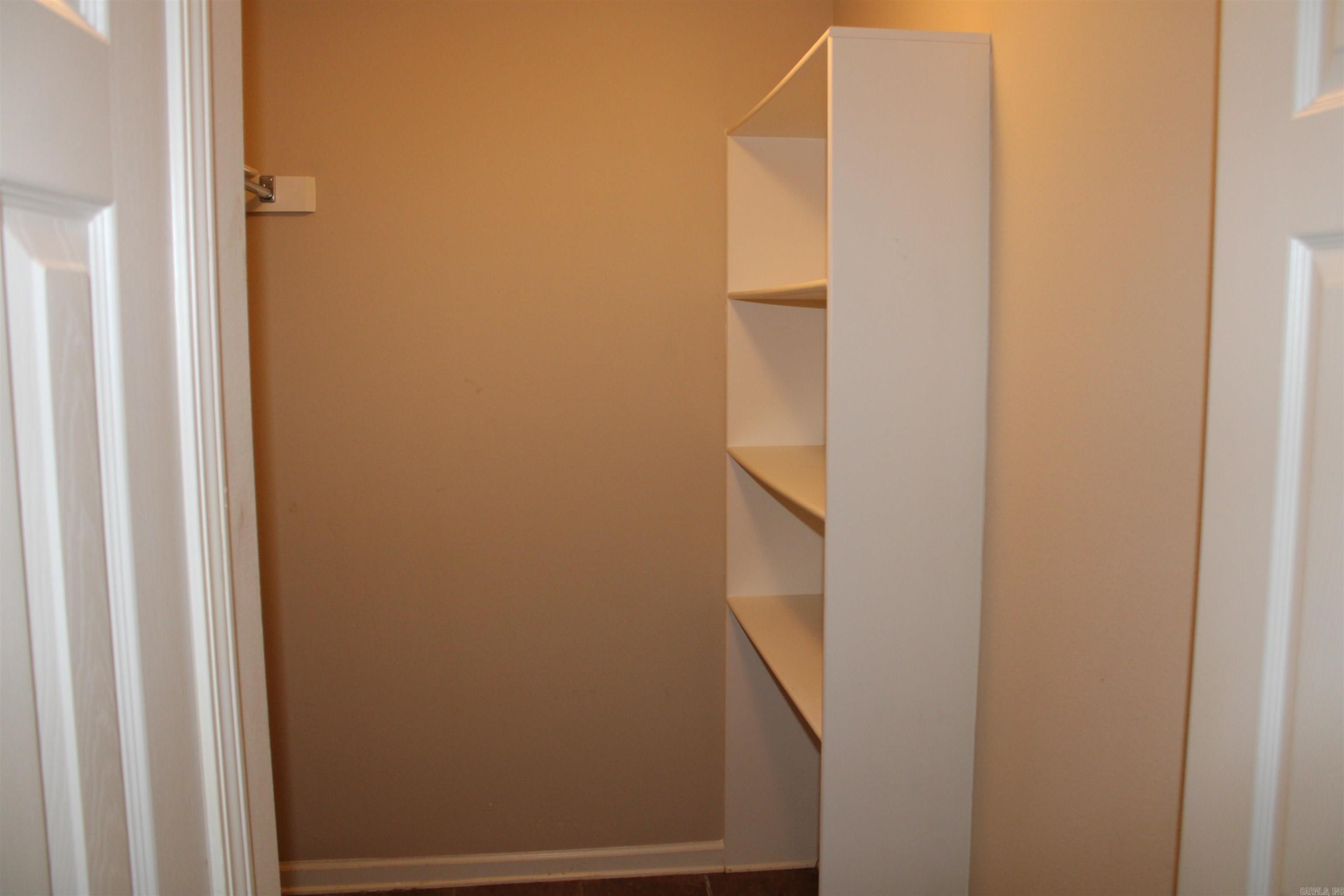 PLEASANT MEADOW - Residential