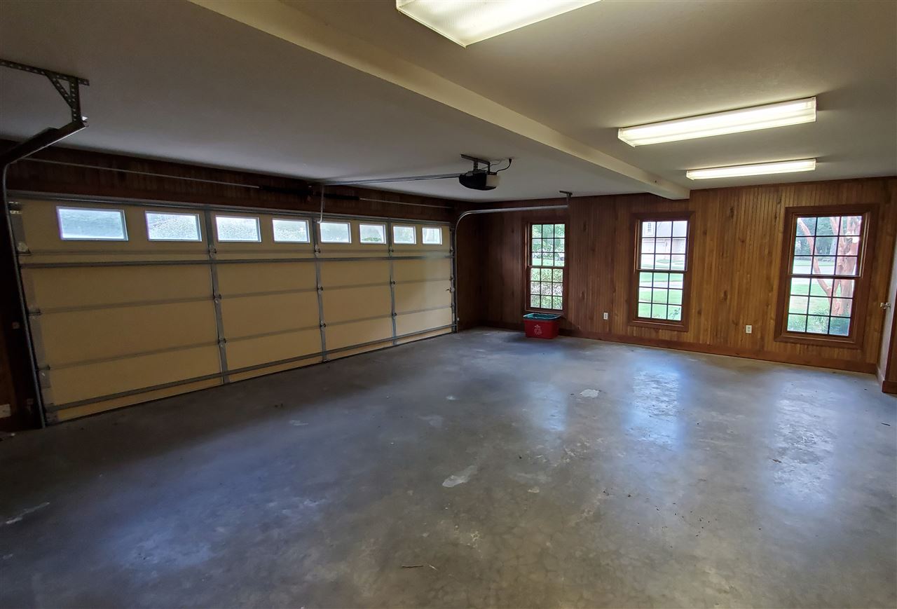 Country Club South Estates - Residential