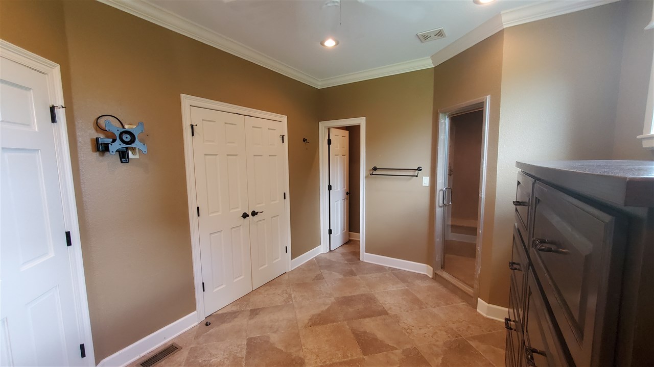 Country Club South Estates - Residential