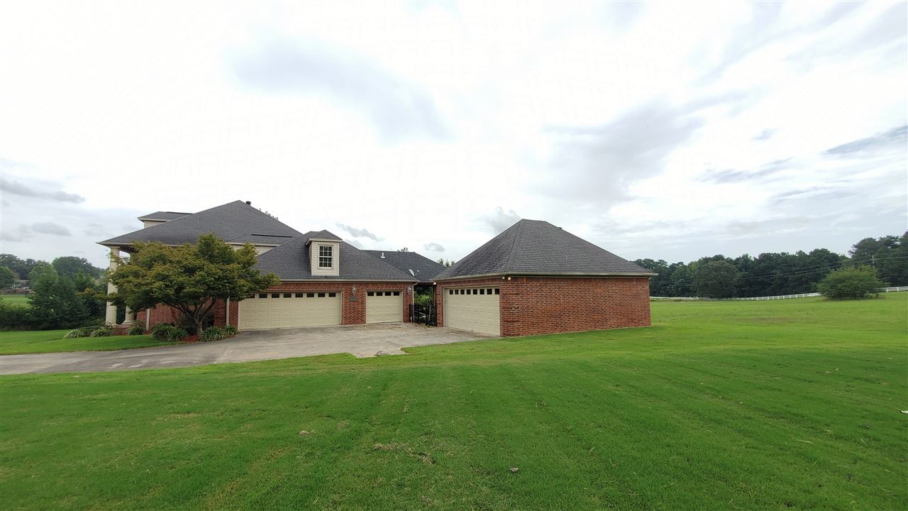 Country Club South Estates - Residential