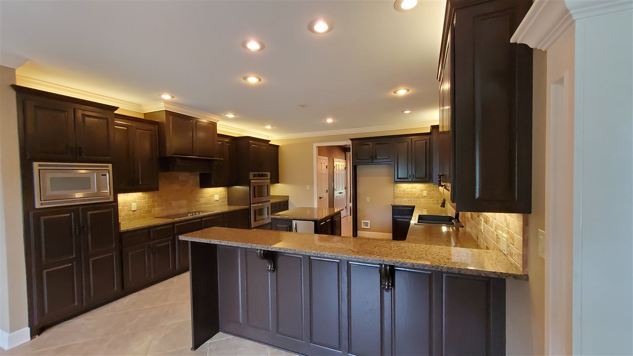 Country Club South Estates - Residential