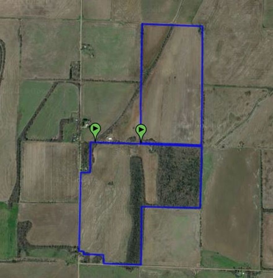 200 acres m/l farm for sale near Beedeville, AR in Jackson County. This farm has a mixture of 140 tillable acres and 60 acres in timber. It has a total of two wells. One located on the 80 that is lying north of county road 149 and the other lying south of the county road. Being located just 3.5 miles east of Cache River it has the potential to be turned into a duck hunting piece and the woods offer the opportunity to deer, squirrel, or hunt small game. The house located on the property does not convey.
