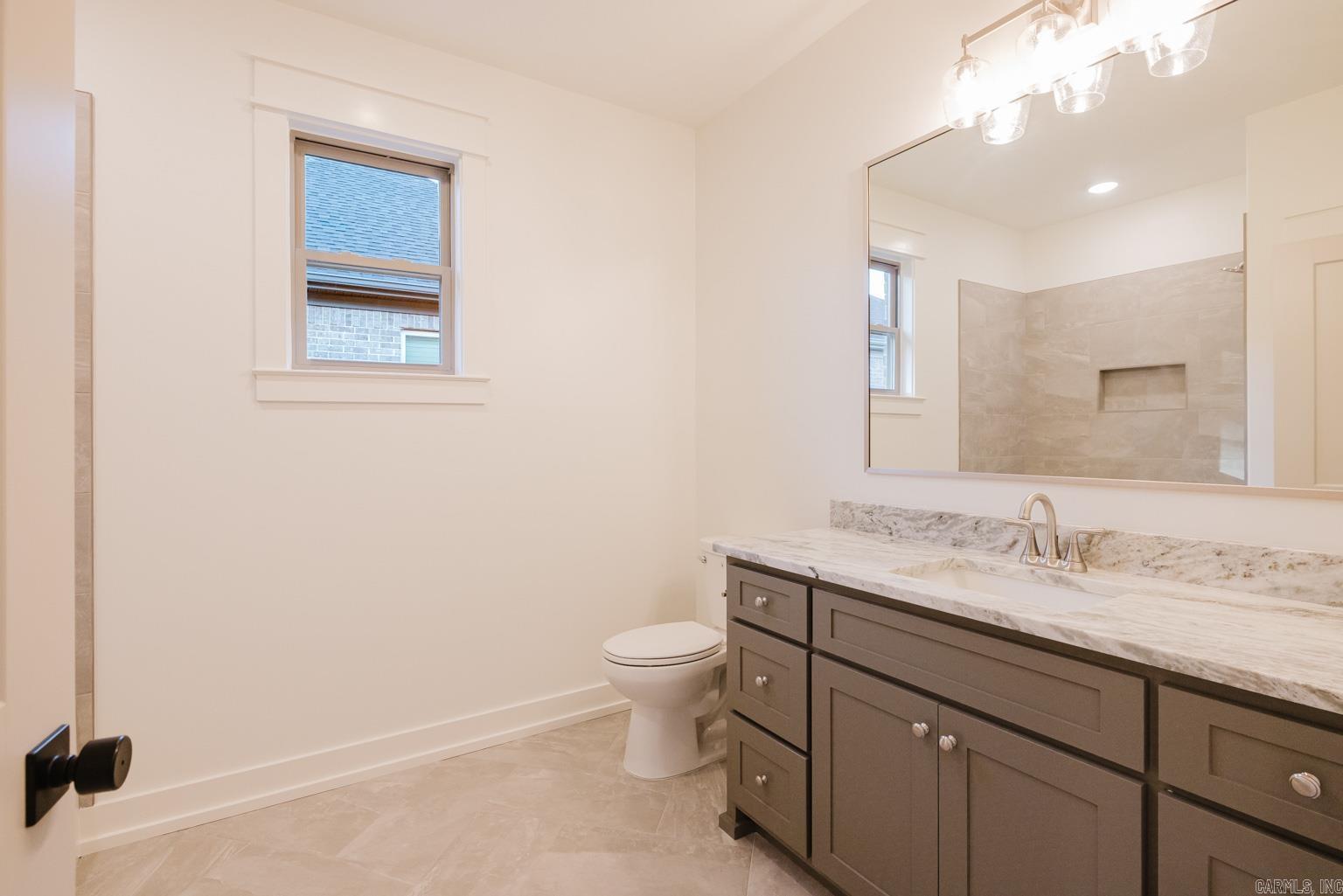 CREEKSIDE - Residential