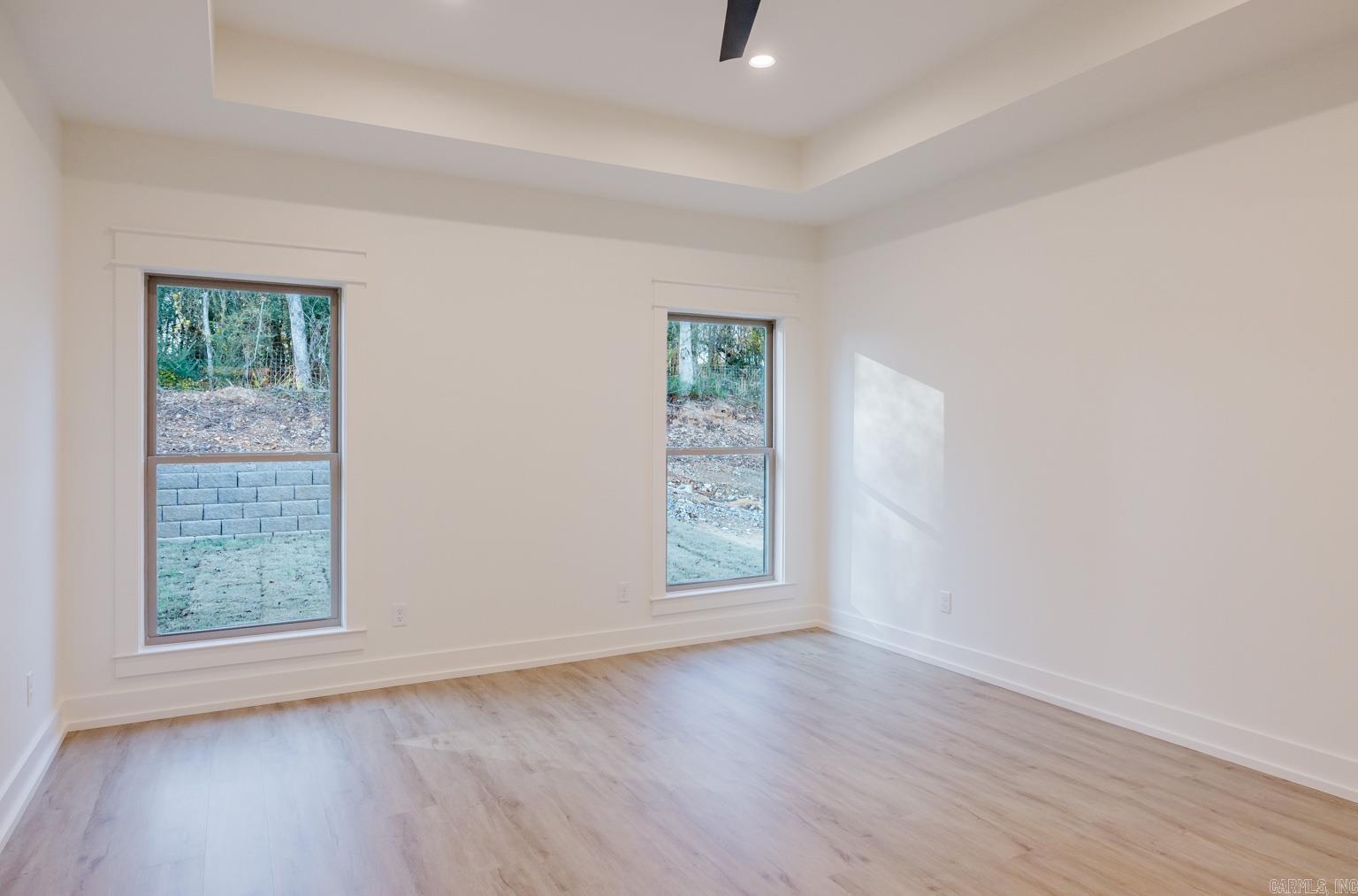 CREEKSIDE - Residential