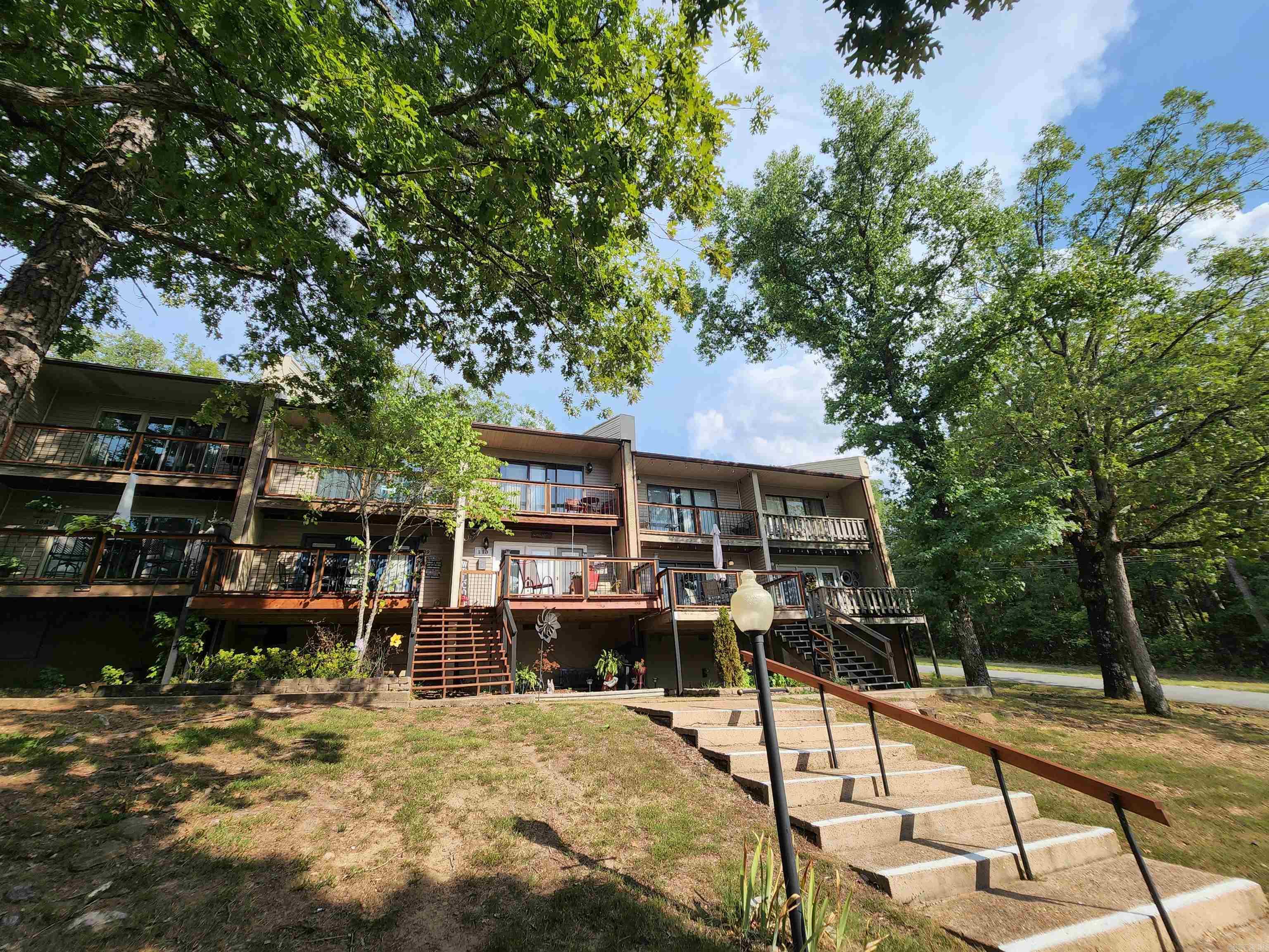 CHELSEA GLADE CONDO - Residential