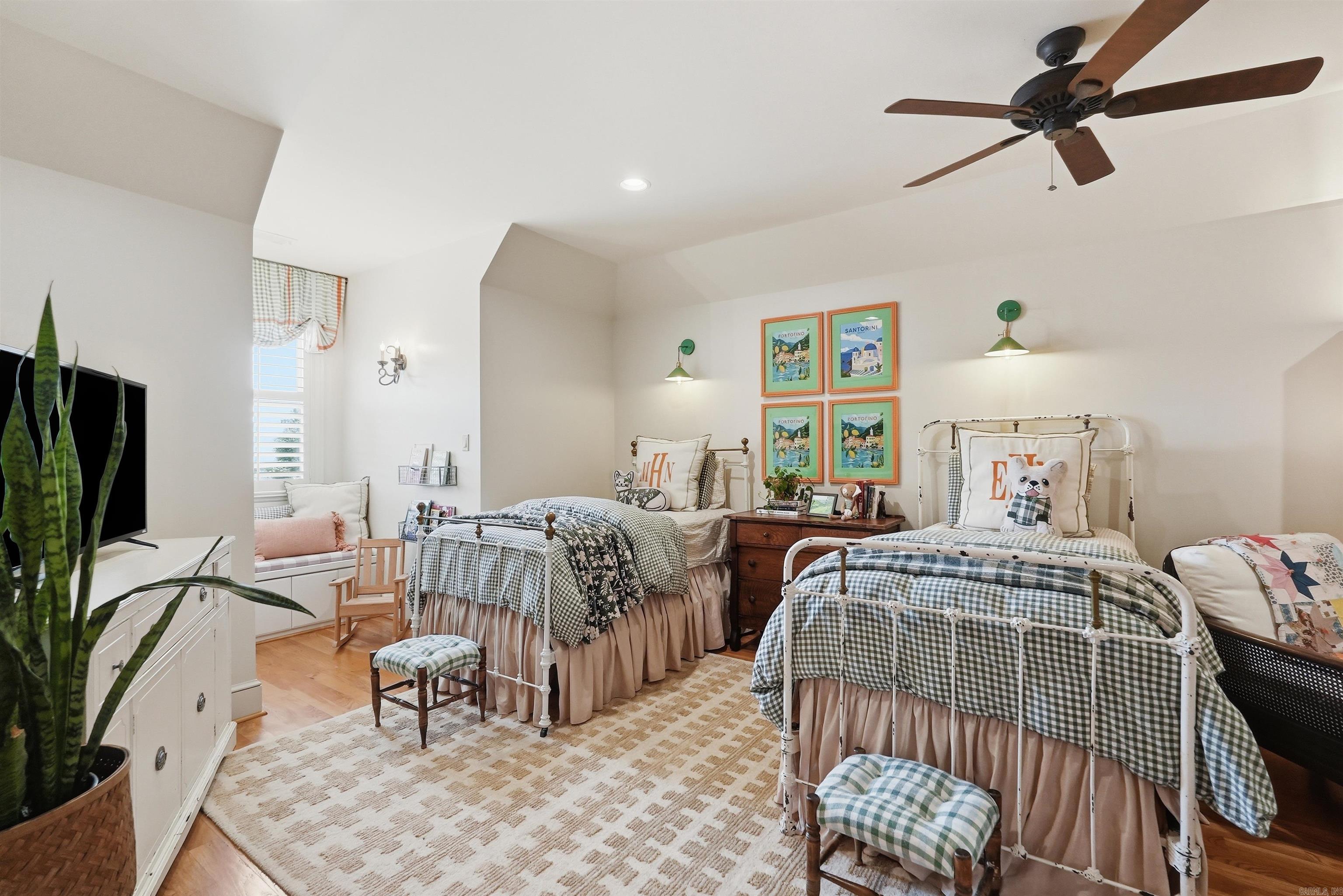 CHENAL VALLEY BELLE VALLEE THE C - Residential