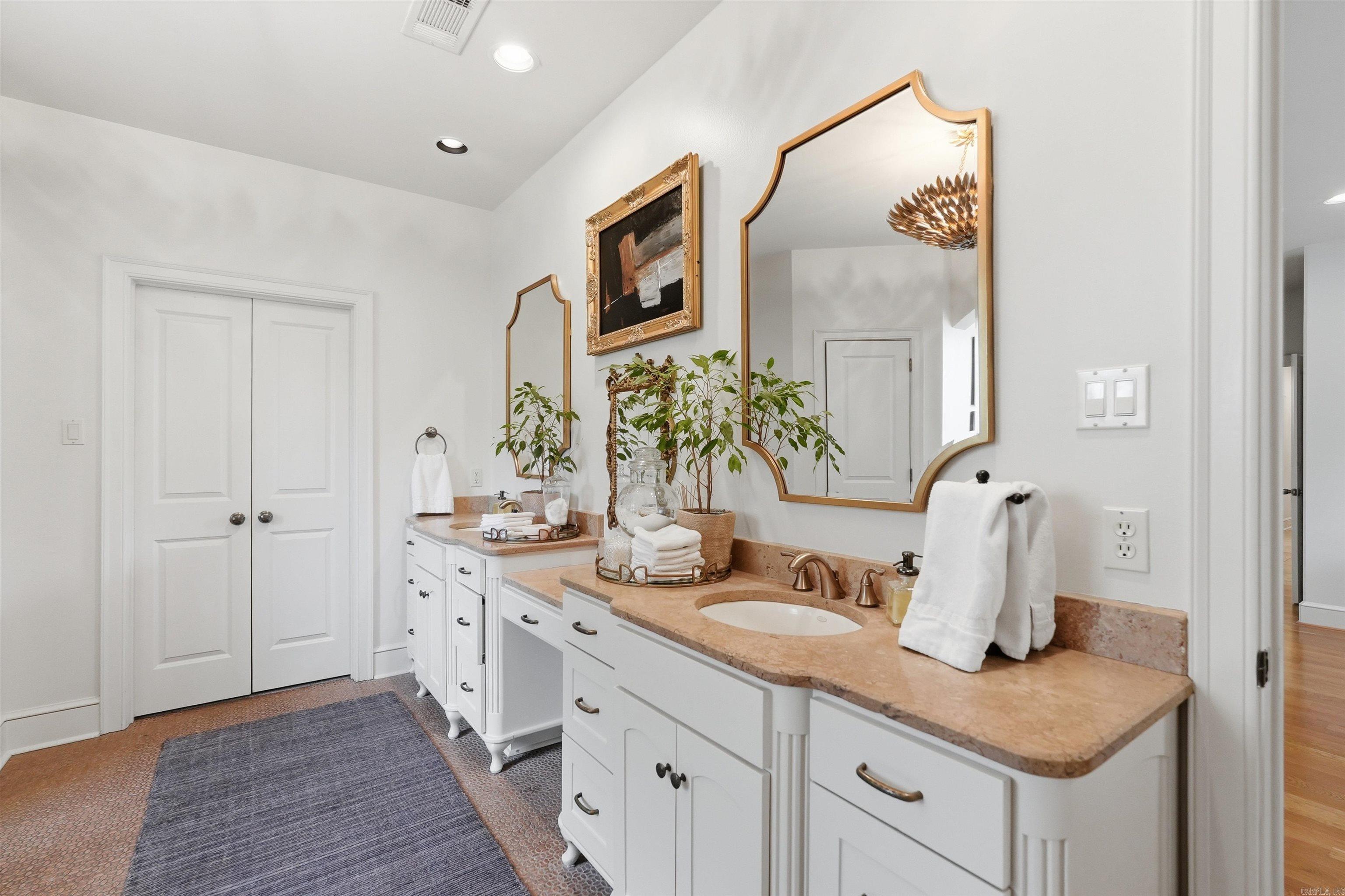 CHENAL VALLEY BELLE VALLEE THE C - Residential