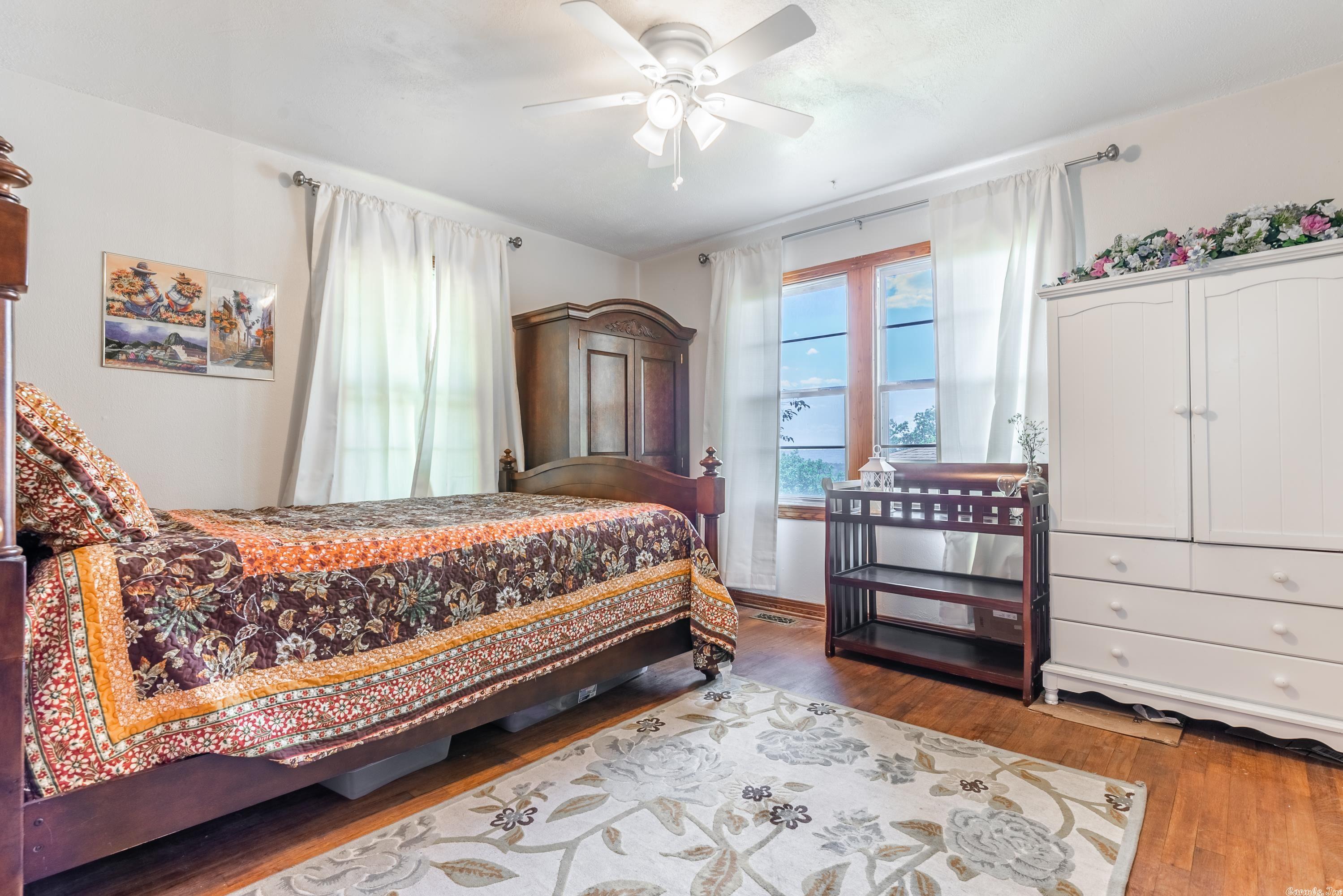 SKY WAY - Residential