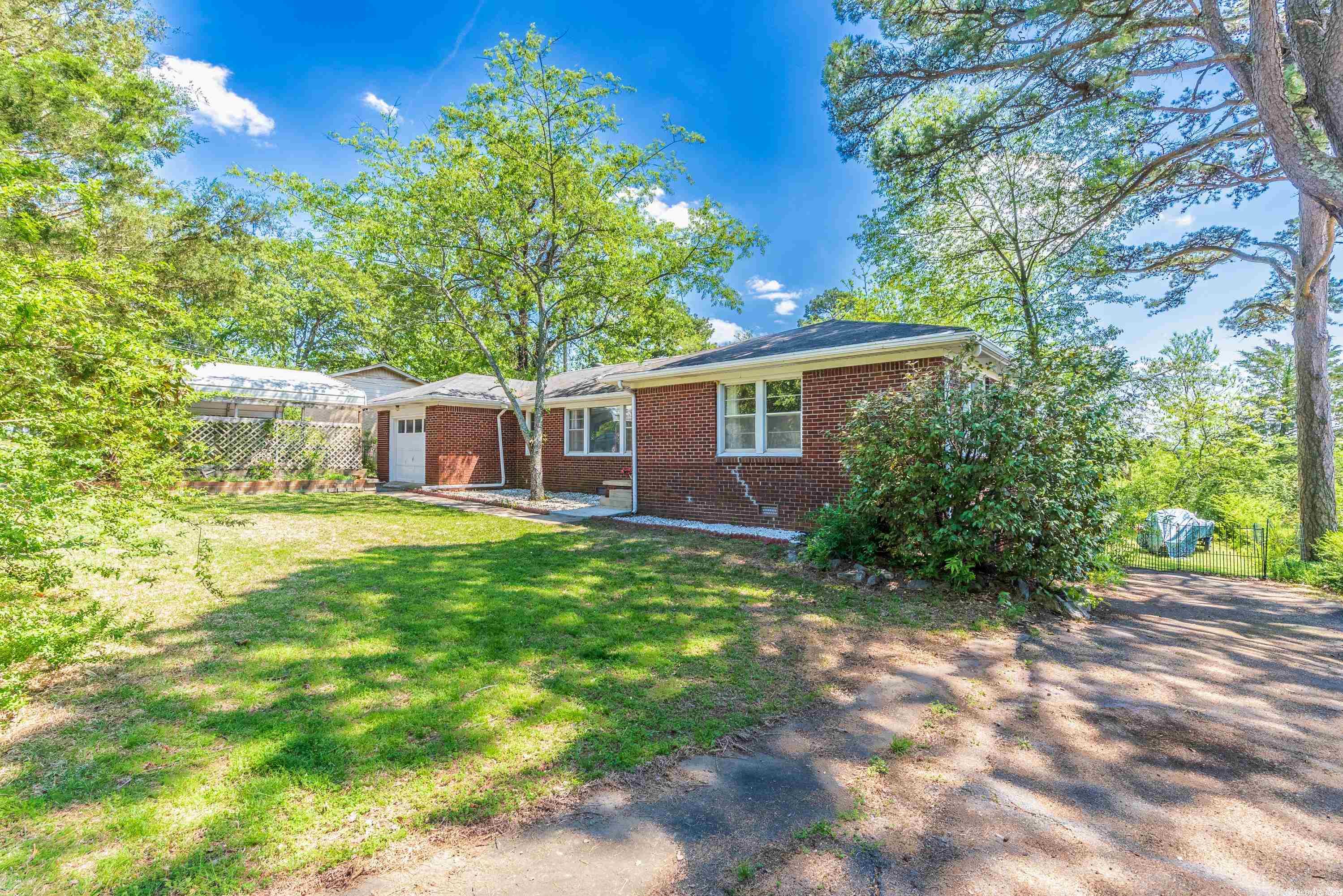 SKY WAY - Residential