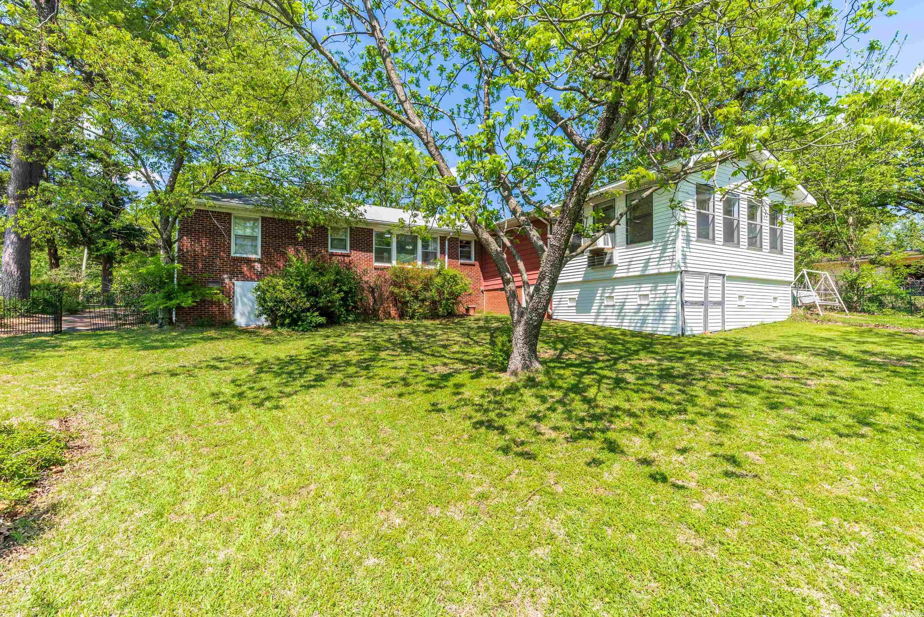 SKY WAY - Residential