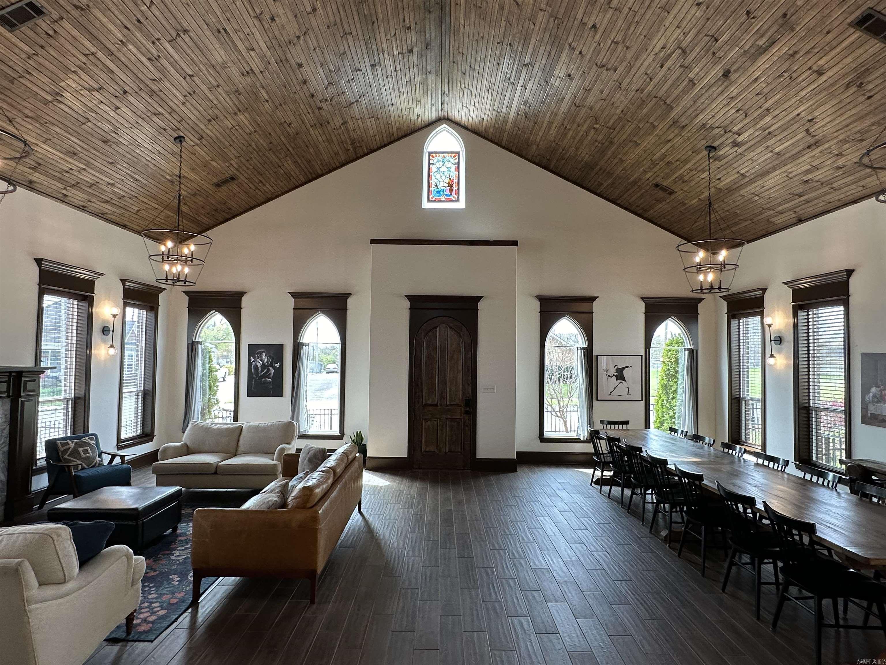 Macarthur Place Original - Residential Lease