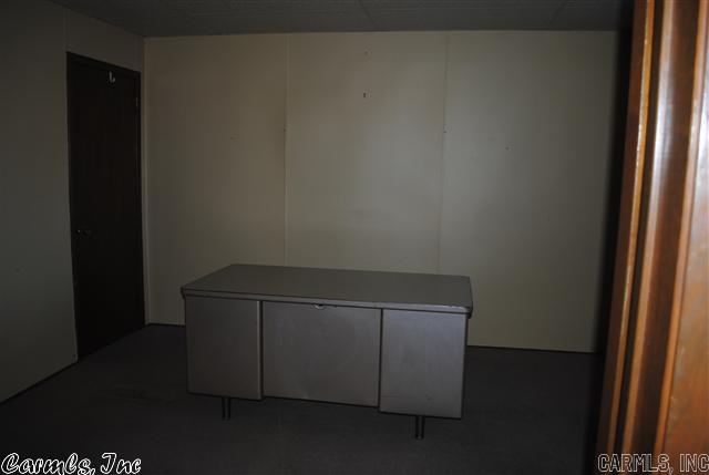 Metes & Bounds - Commercial Sale