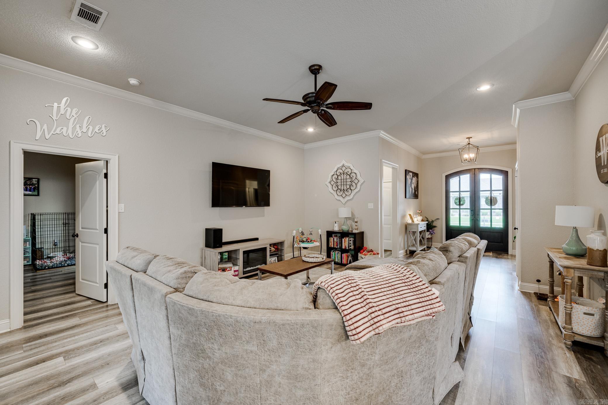 SALEM WOODS - Residential