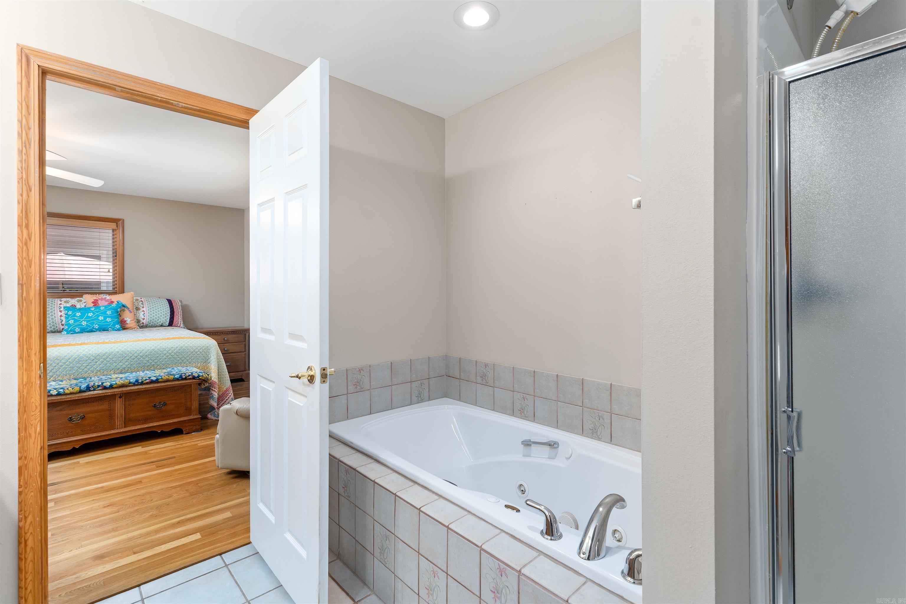Cresta - Residential