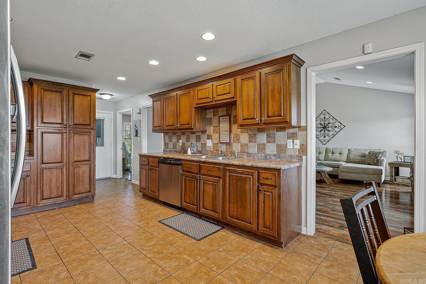 CARRIAGE HILL - Residential