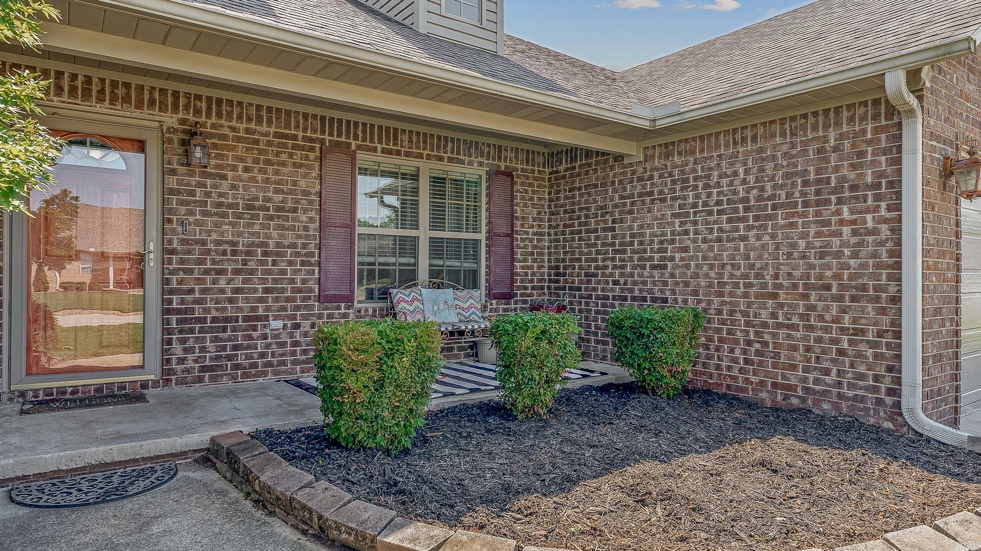 CARRIAGE HILL - Residential