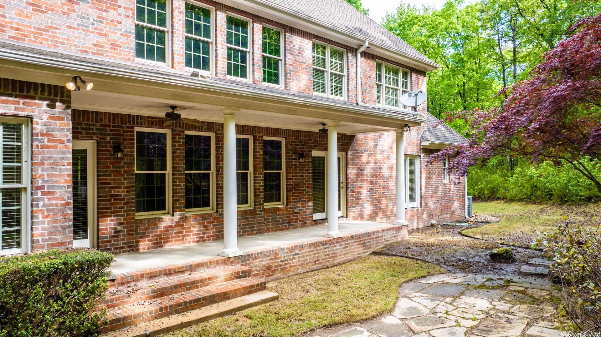 CHENAL DOWNS - Residential