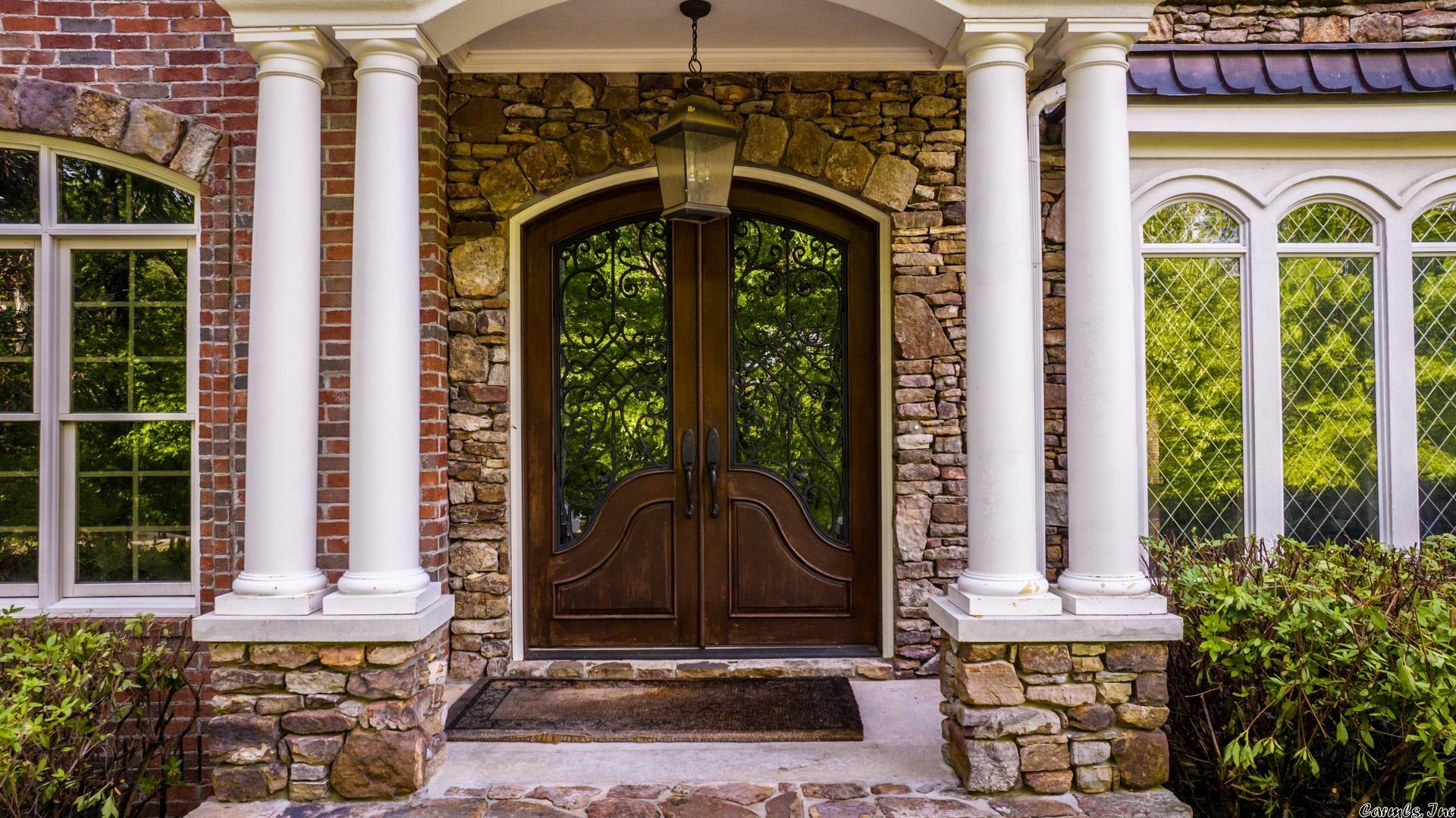 CHENAL DOWNS - Residential