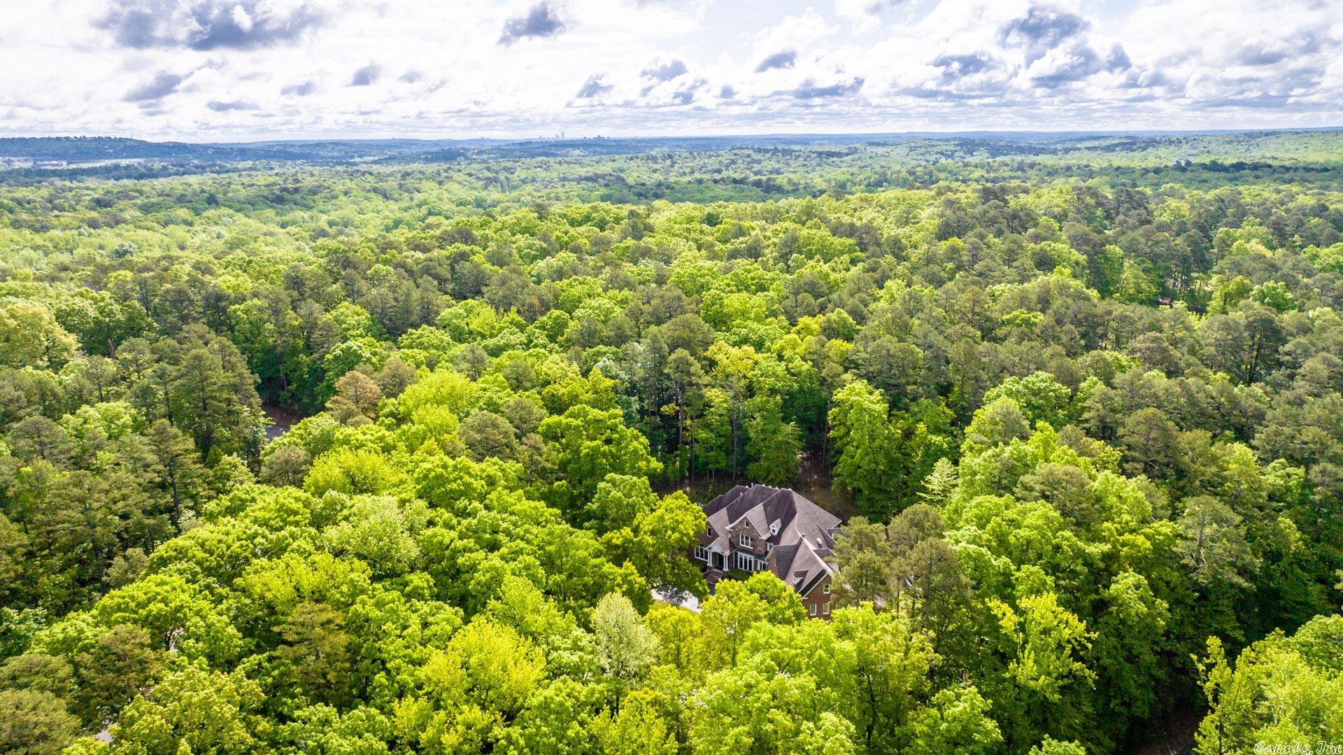 CHENAL DOWNS - Residential