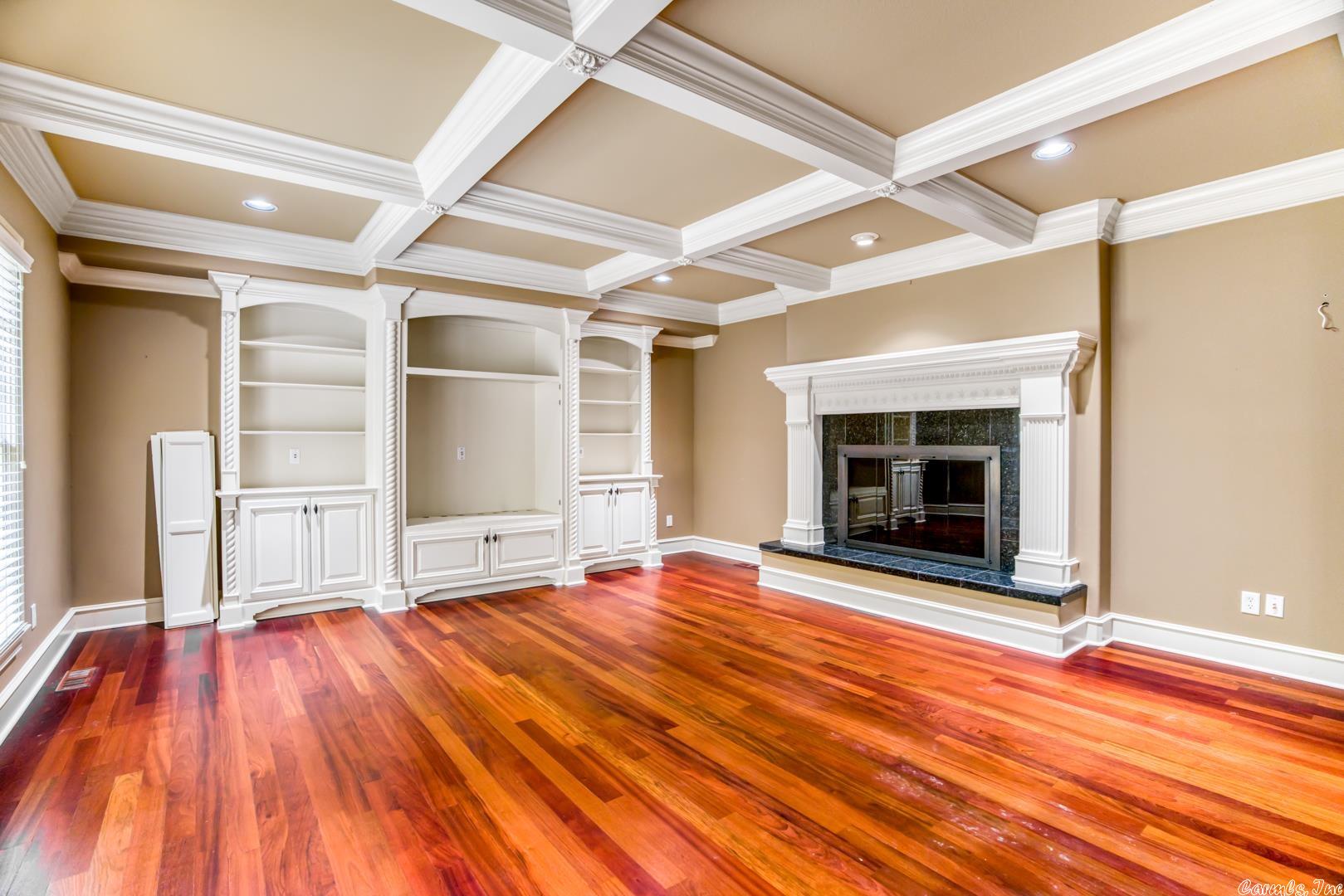 CHENAL DOWNS - Residential