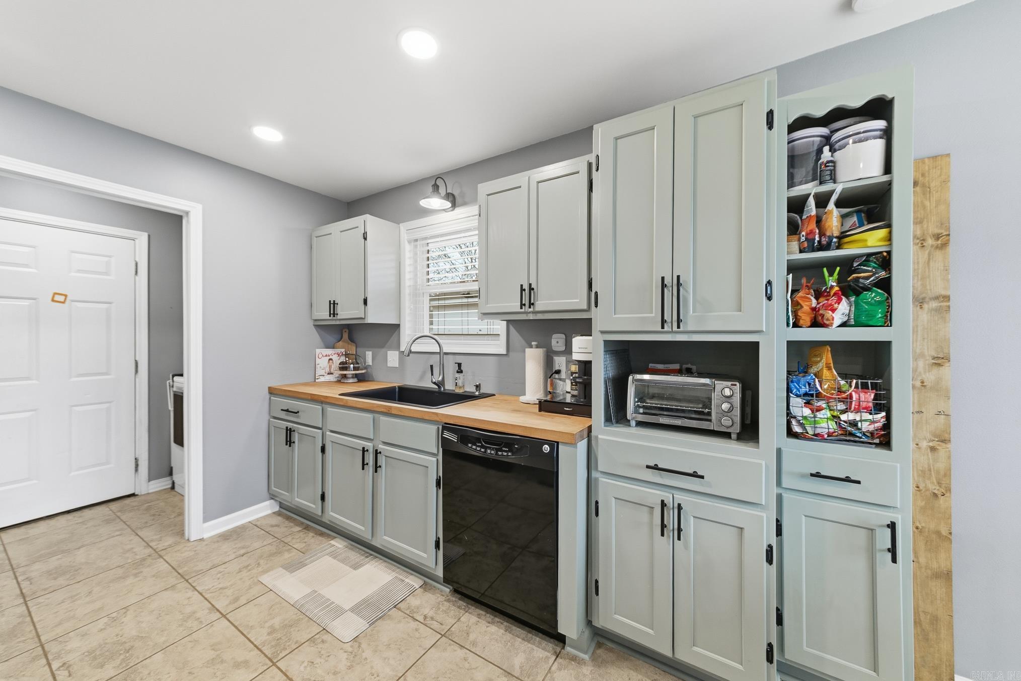 RAINWOOD - Residential