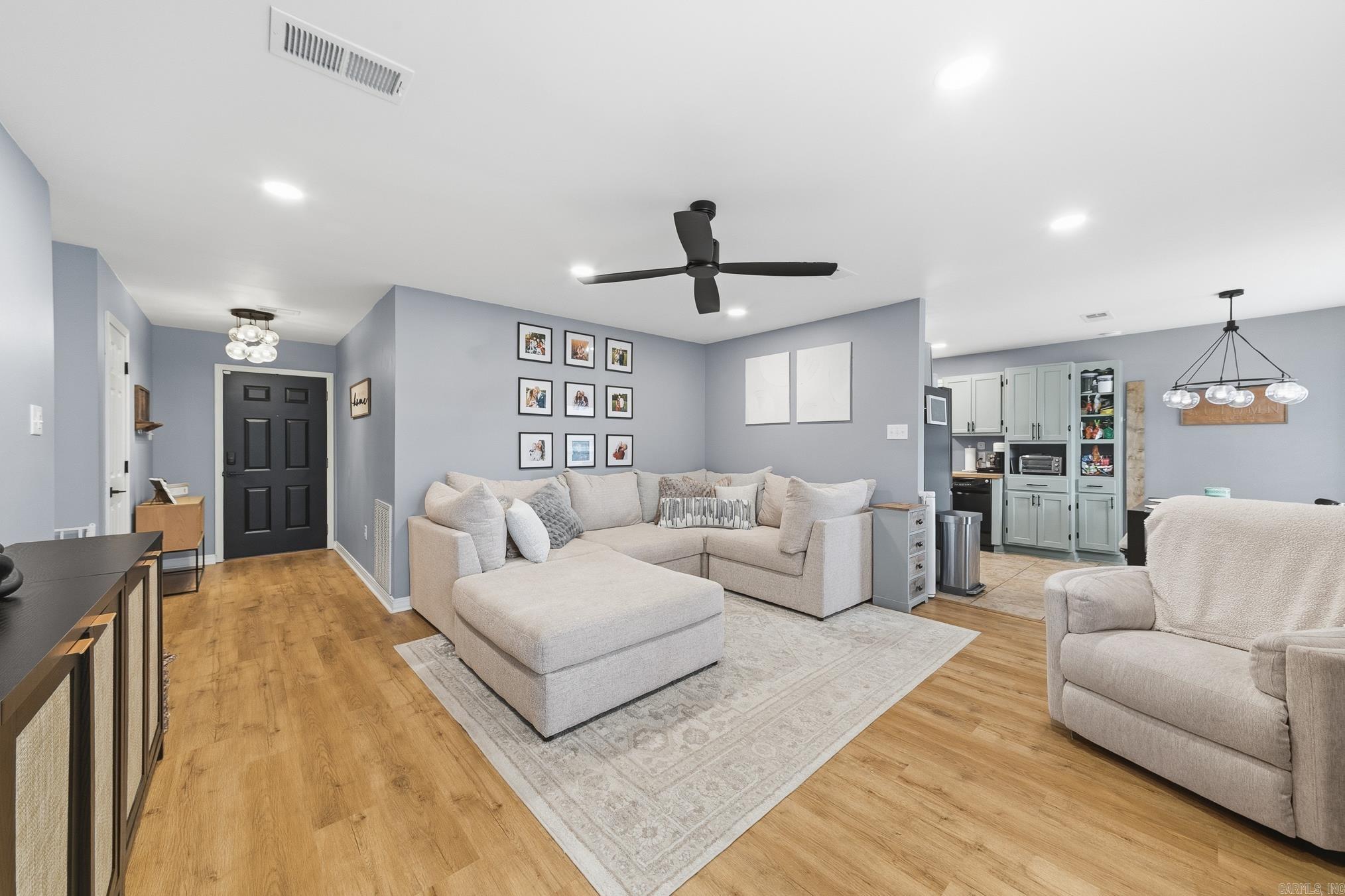 RAINWOOD - Residential