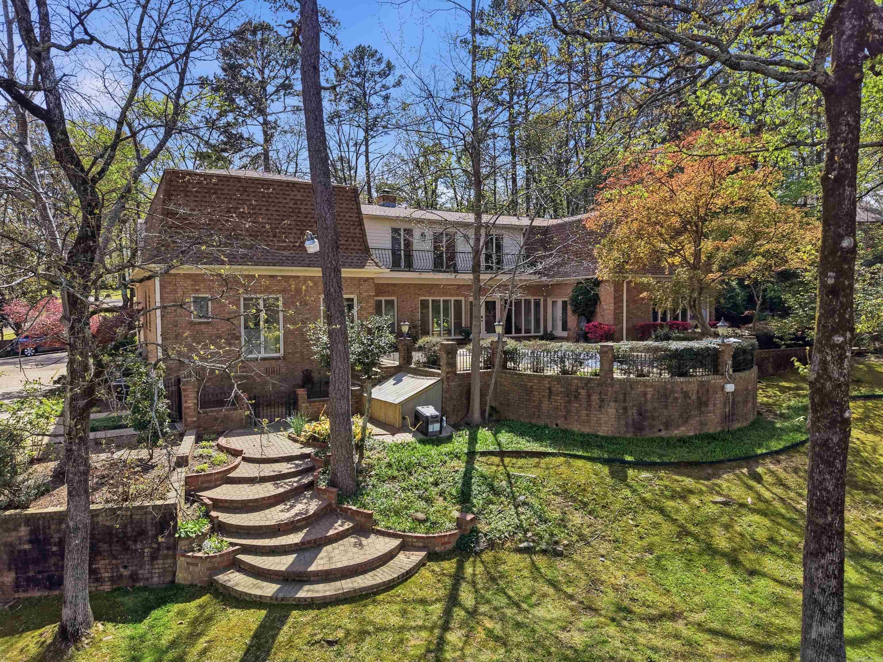 PLEASANT VALLEY - Residential