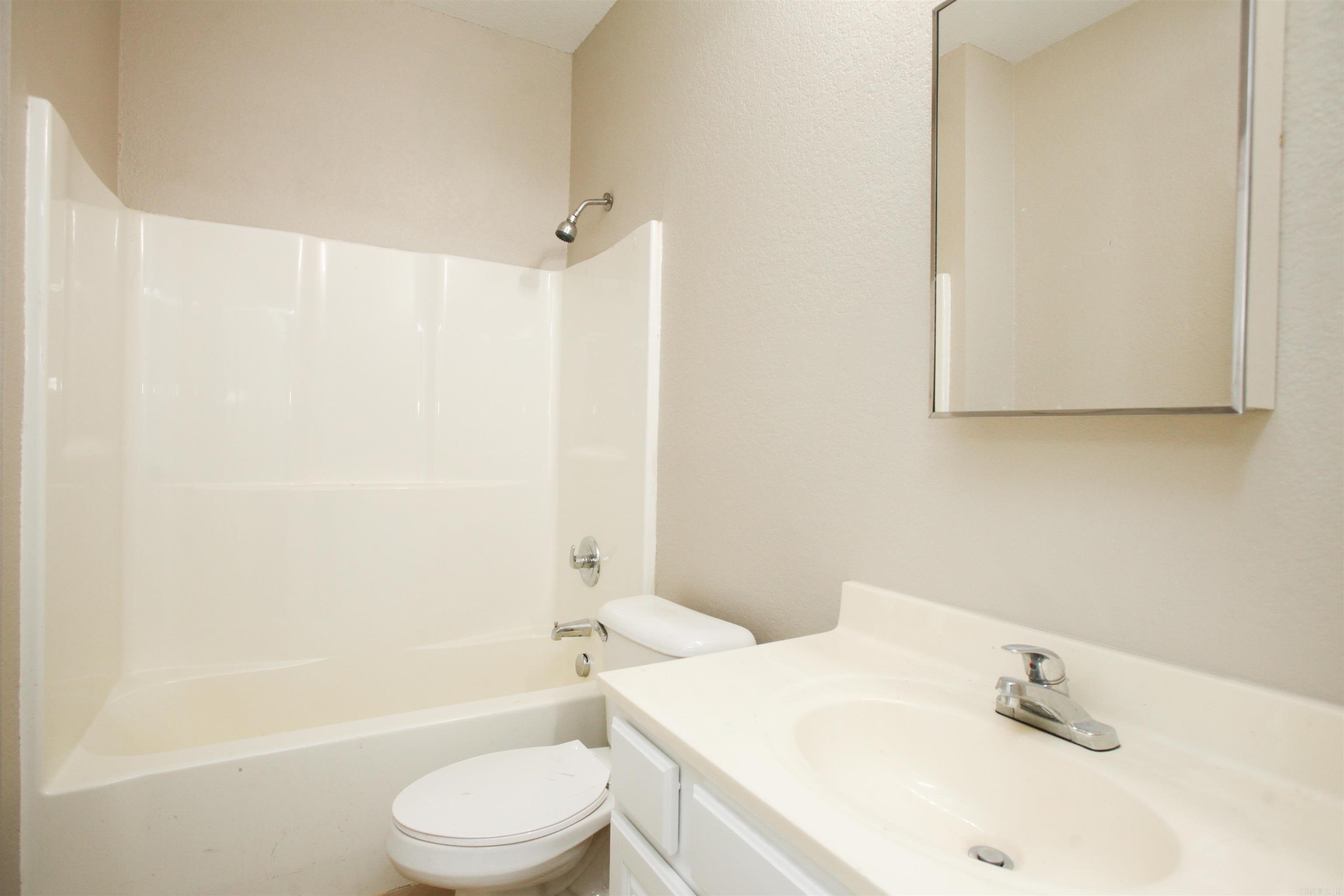 CAMRY COURT - Residential Lease