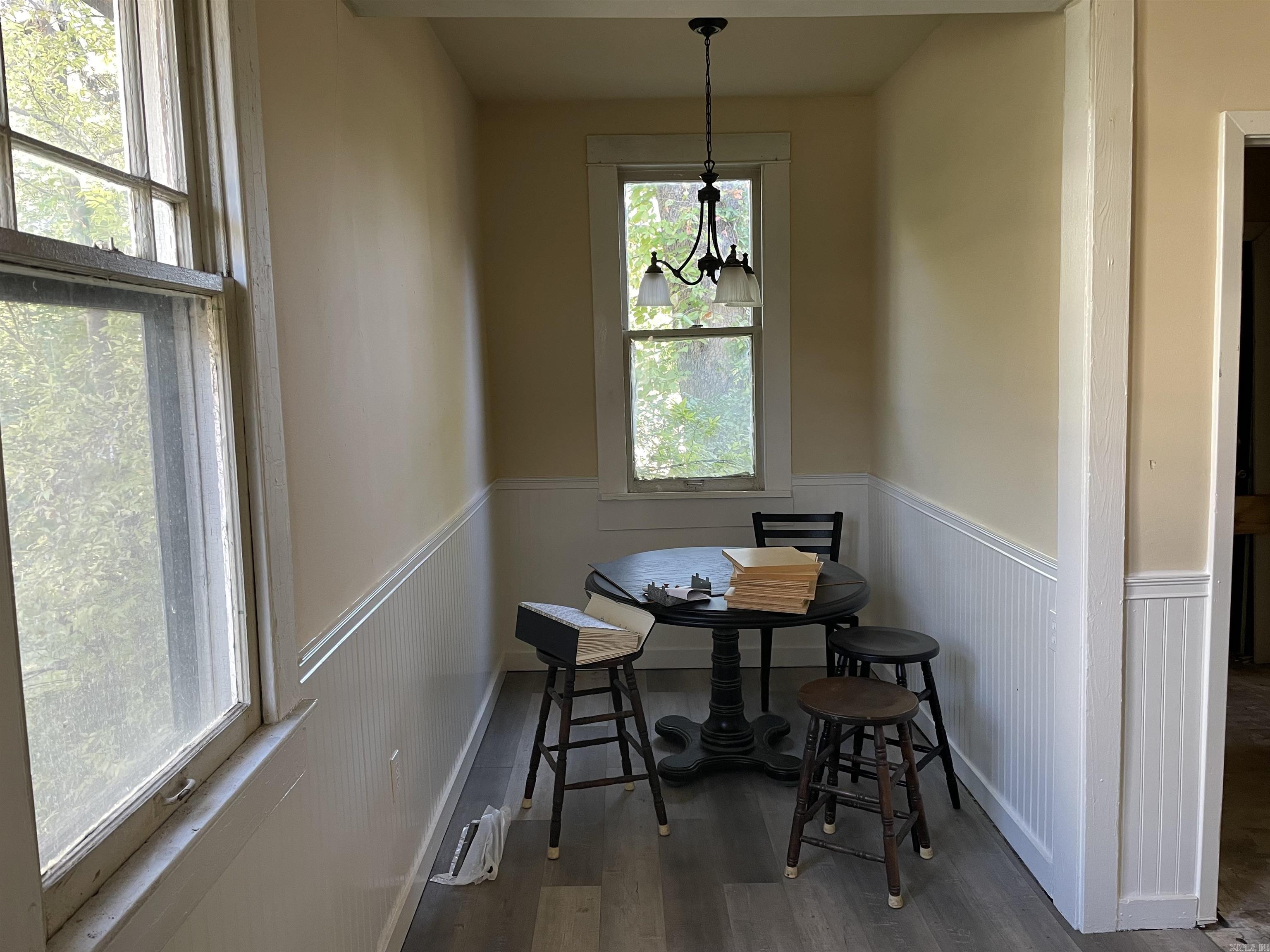 Jones & Worthen - Residential