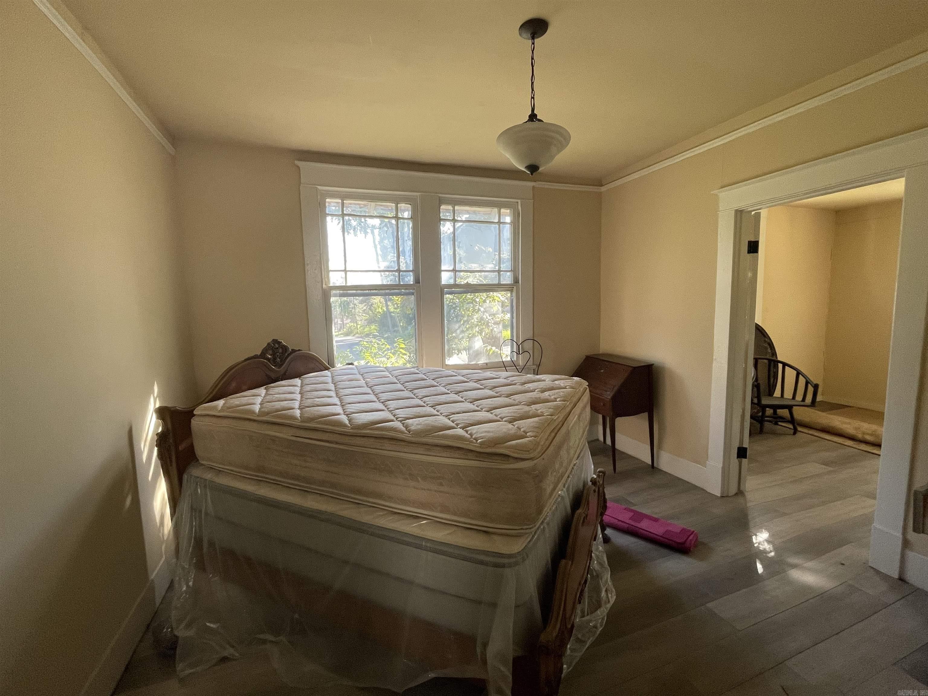 Jones & Worthen - Residential