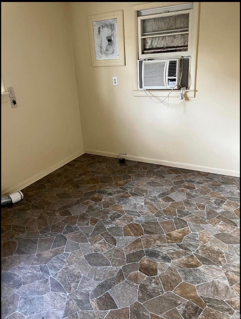 nil - Residential Lease