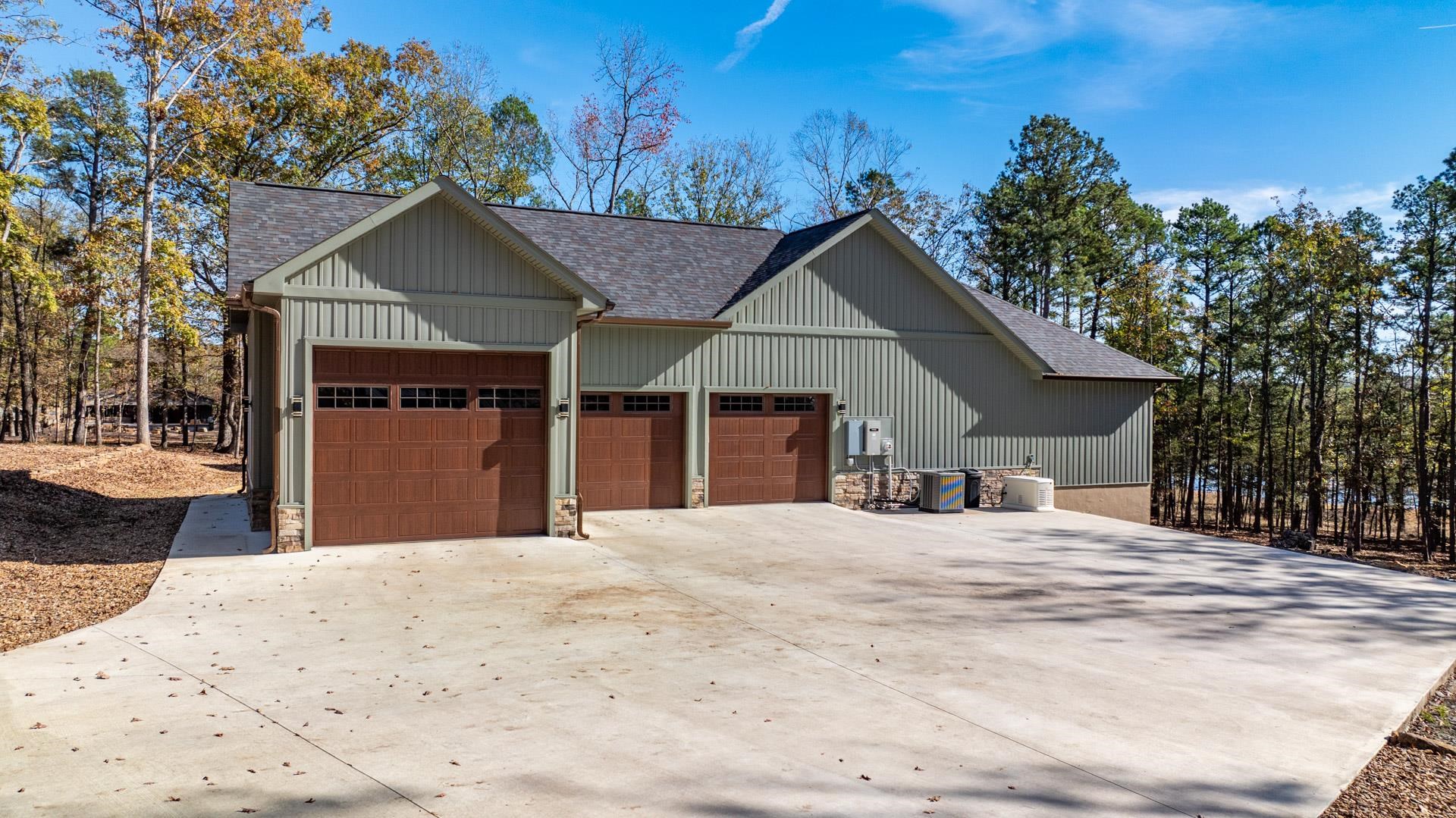 ENCHANTED PENINSULA - Residential