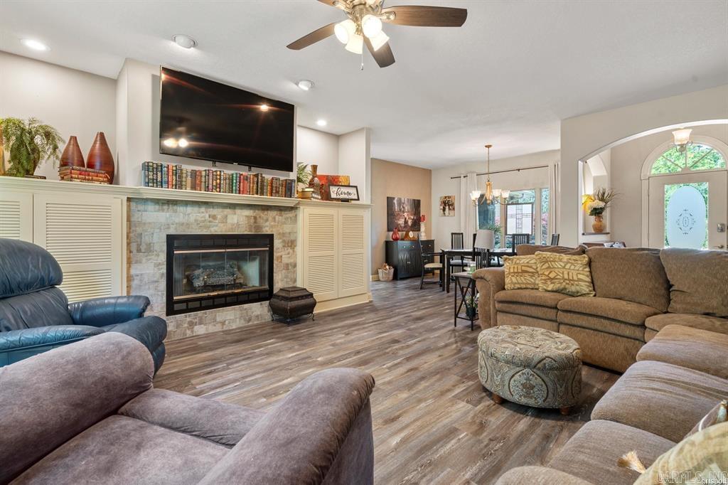 PACIFICA - Residential