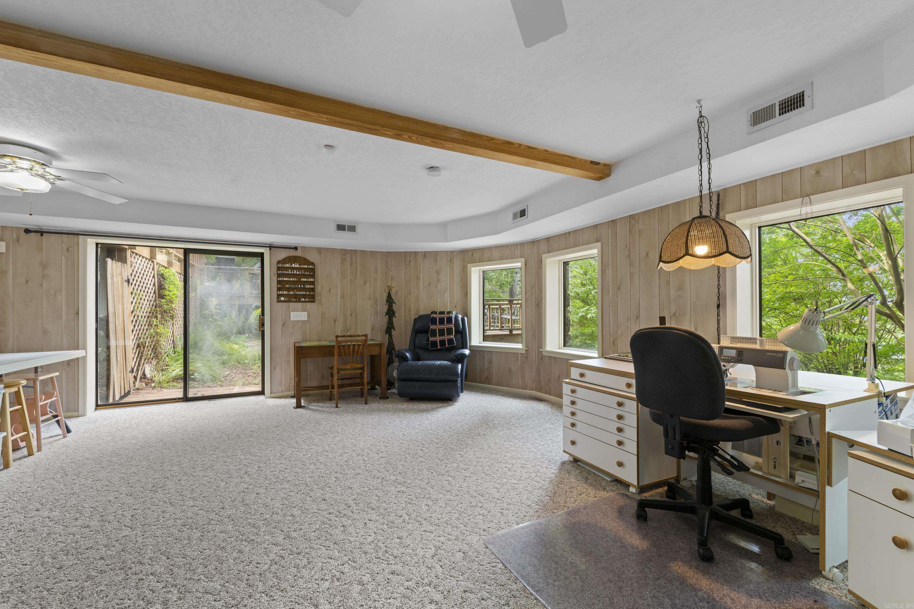 LAKE FOREST ESTATES - LAKE - Residential