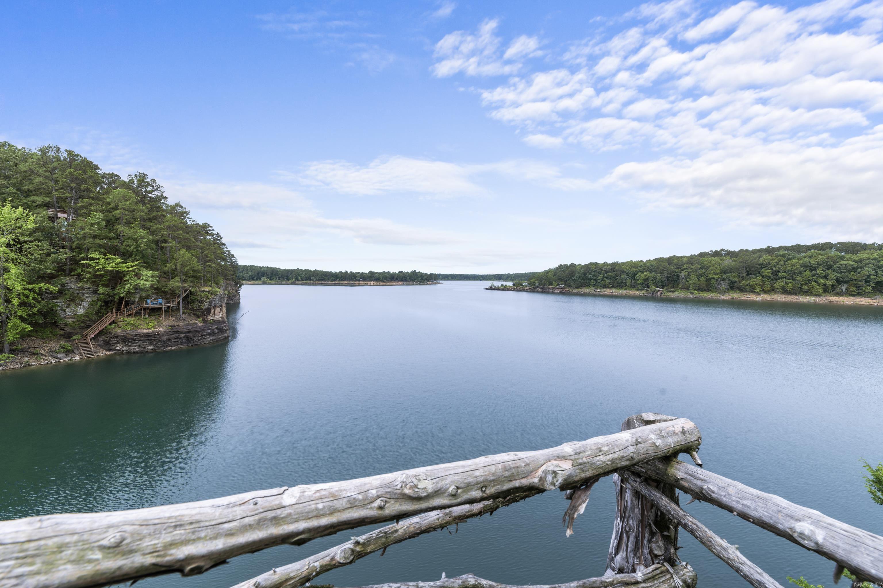 LAKE FOREST ESTATES - LAKE - Residential