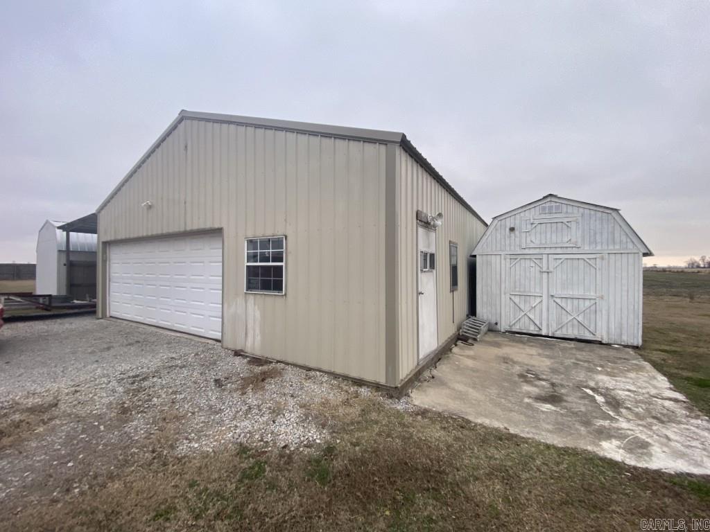 Metes & Bounds - Residential