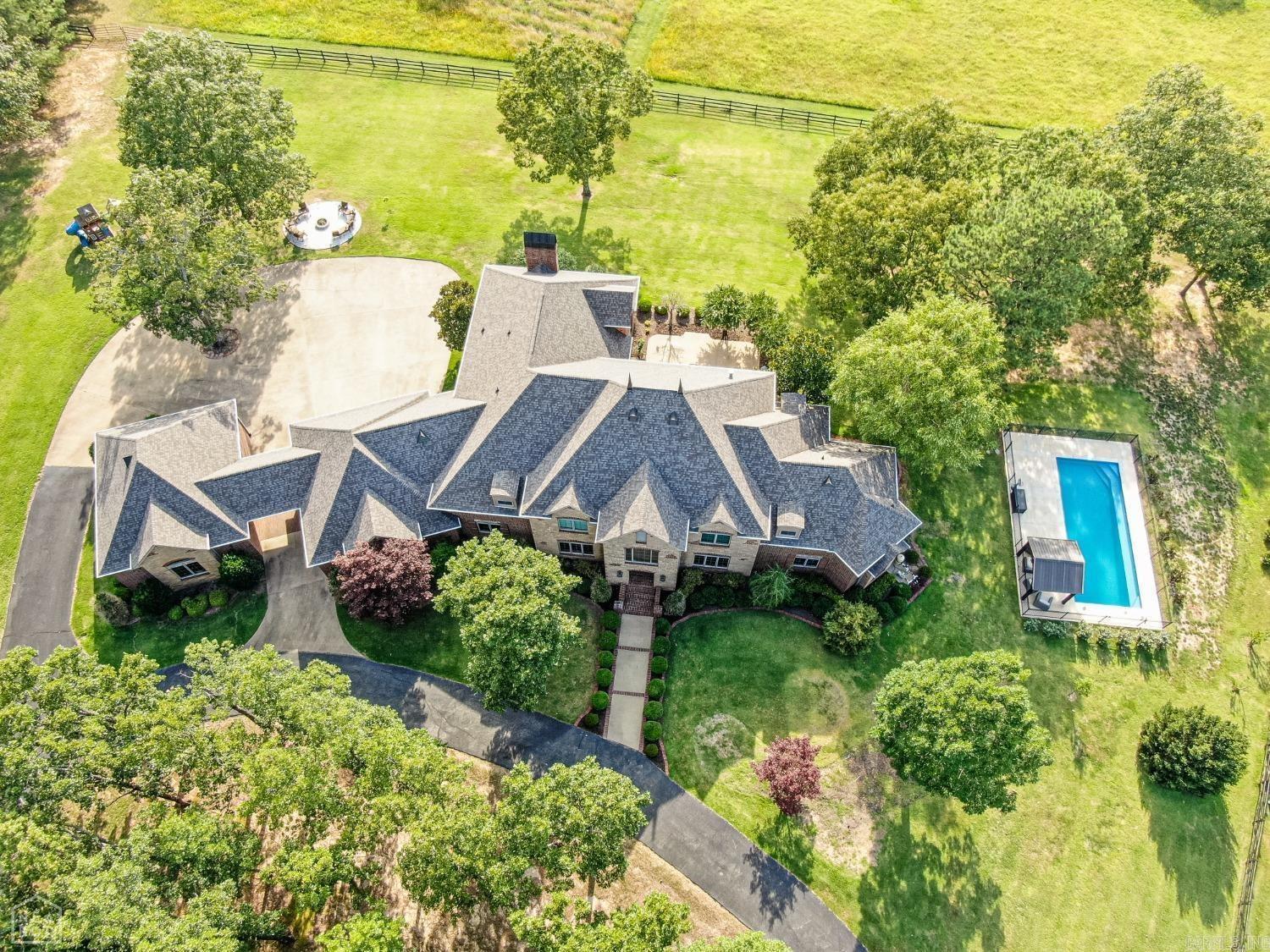 TERRA HILLS - Residential