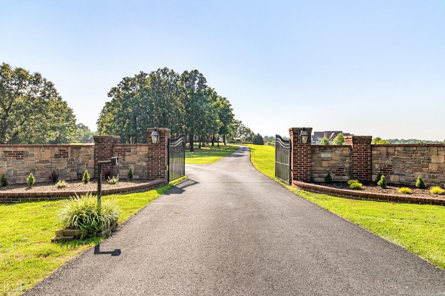 TERRA HILLS - Residential