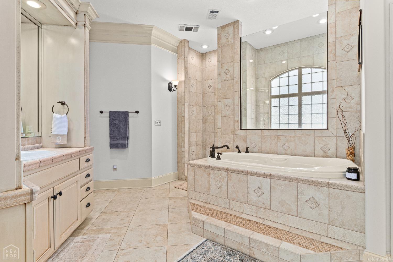 TERRA HILLS - Residential