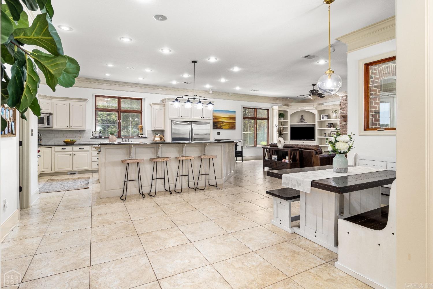 TERRA HILLS - Residential