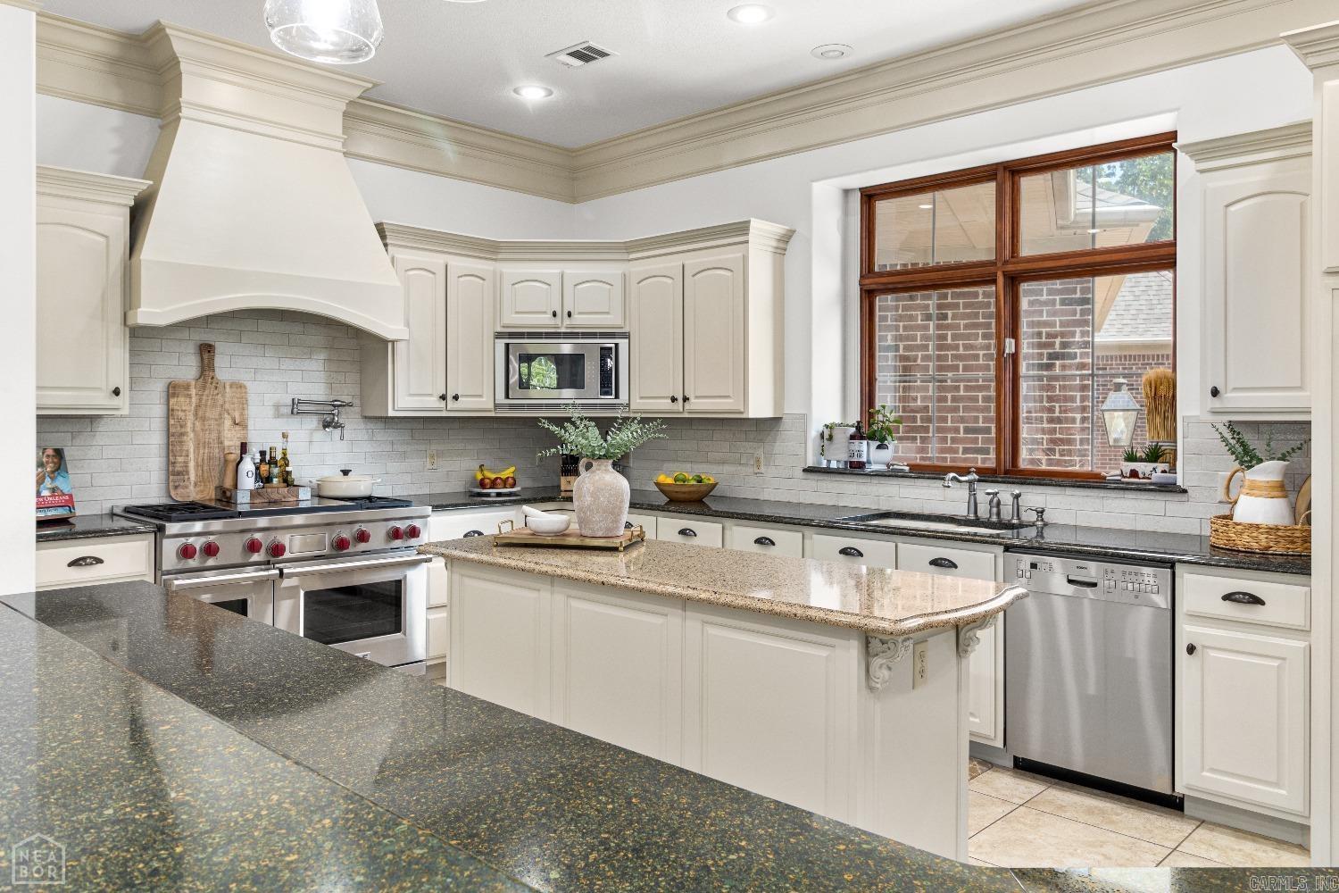 TERRA HILLS - Residential