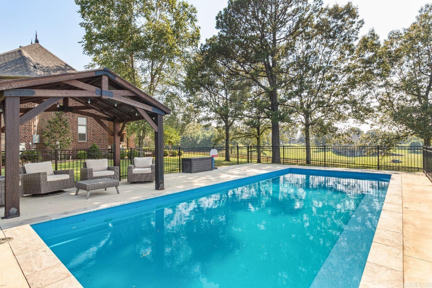 TERRA HILLS - Residential