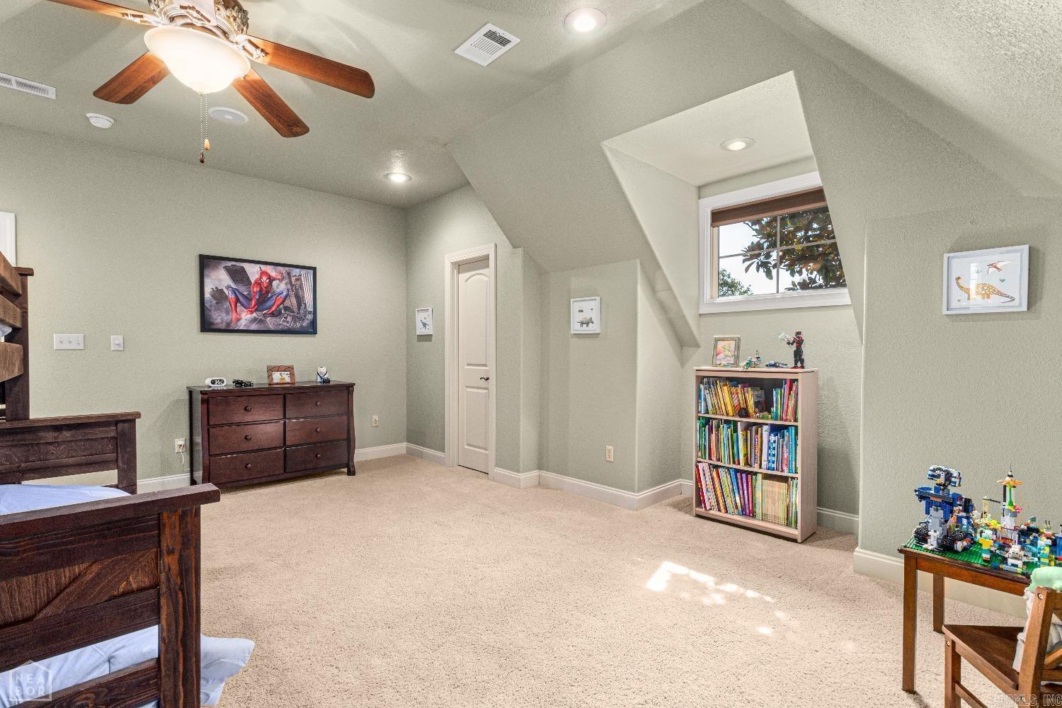 TERRA HILLS - Residential