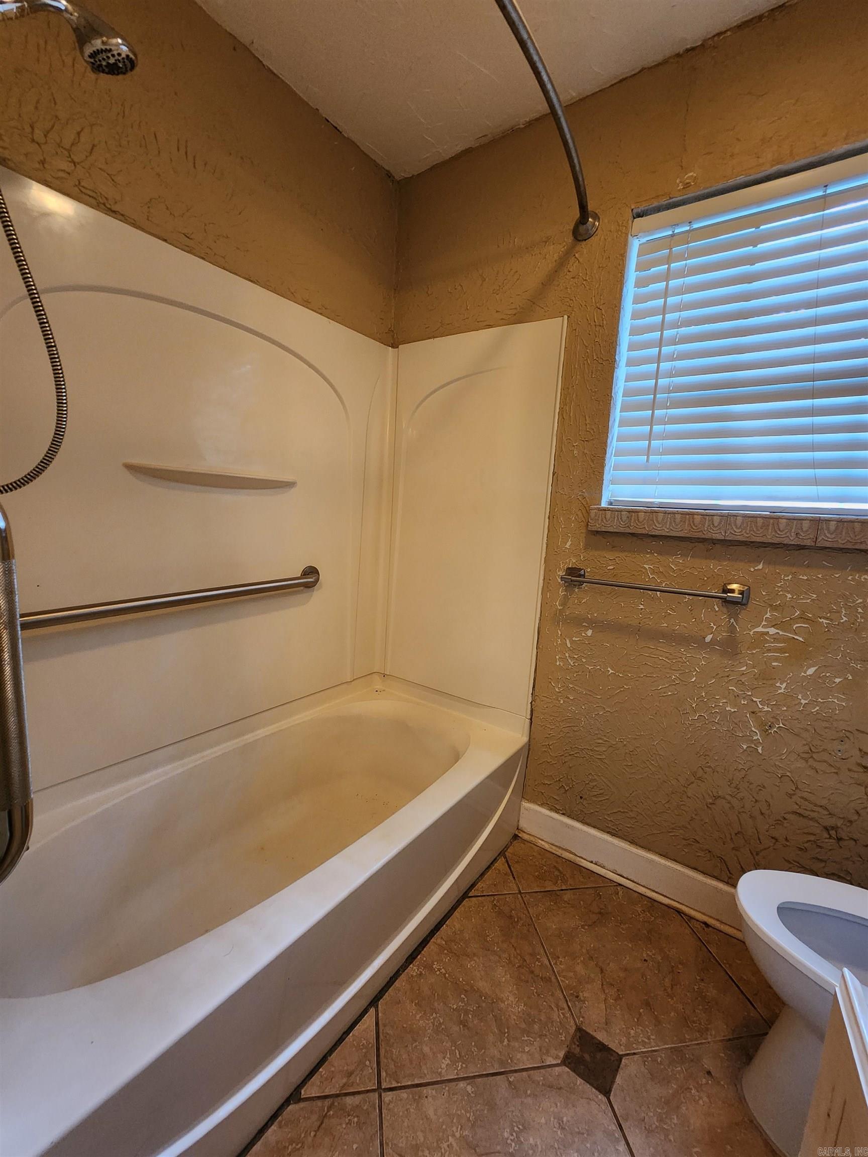 CREEKWOOD - Residential