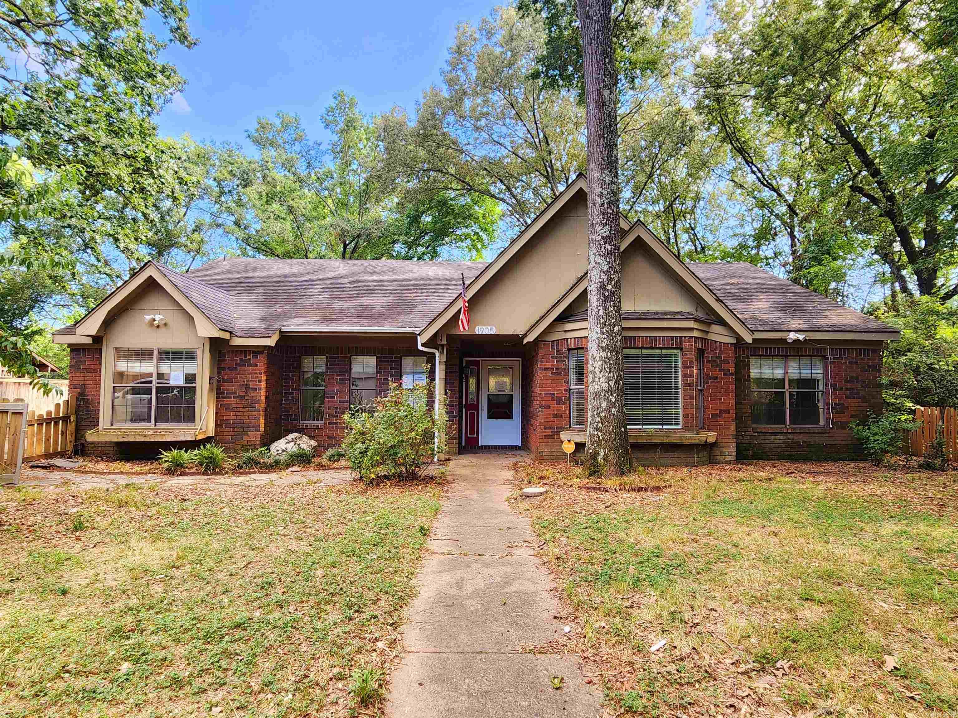 CREEKWOOD - Residential