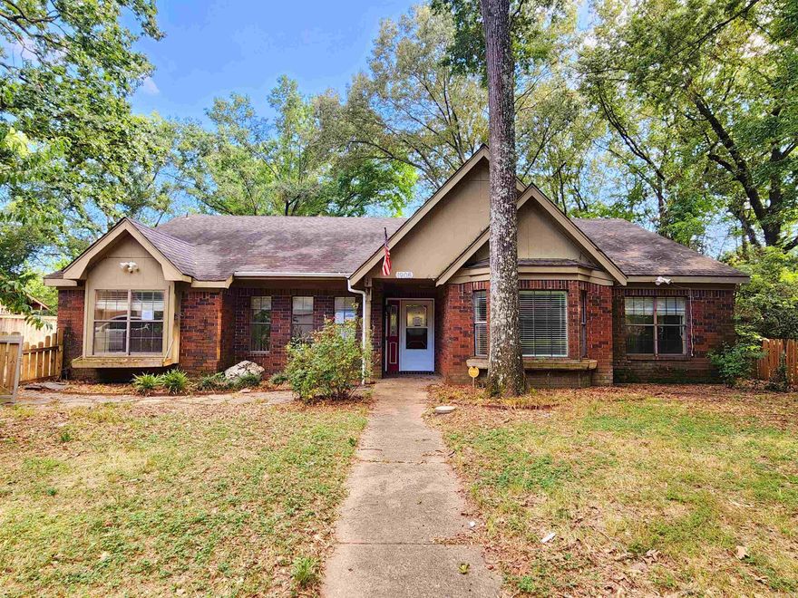 Large home with so many opportunities in the heart of Conway. This property features 5 bedrooms, 3 full baths and a half bath. A large living room with a fireplace, a separate forming dining room and secondary living room. Large tree shaded lot and located close to all that Conway has to offer. Don't miss out on this one! AGENTS SEE REMARKS.