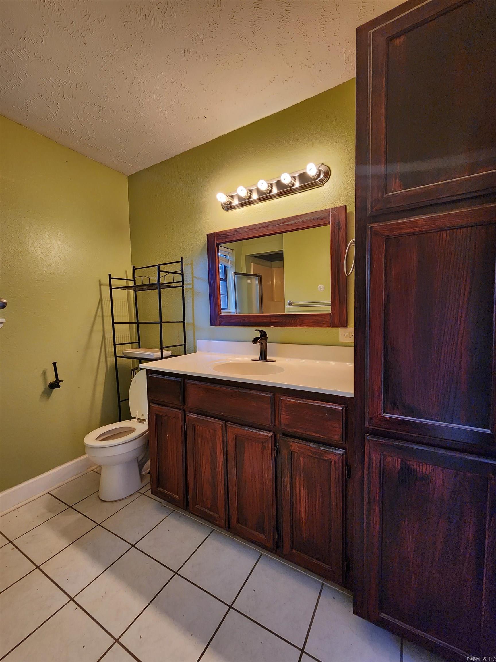 CREEKWOOD - Residential