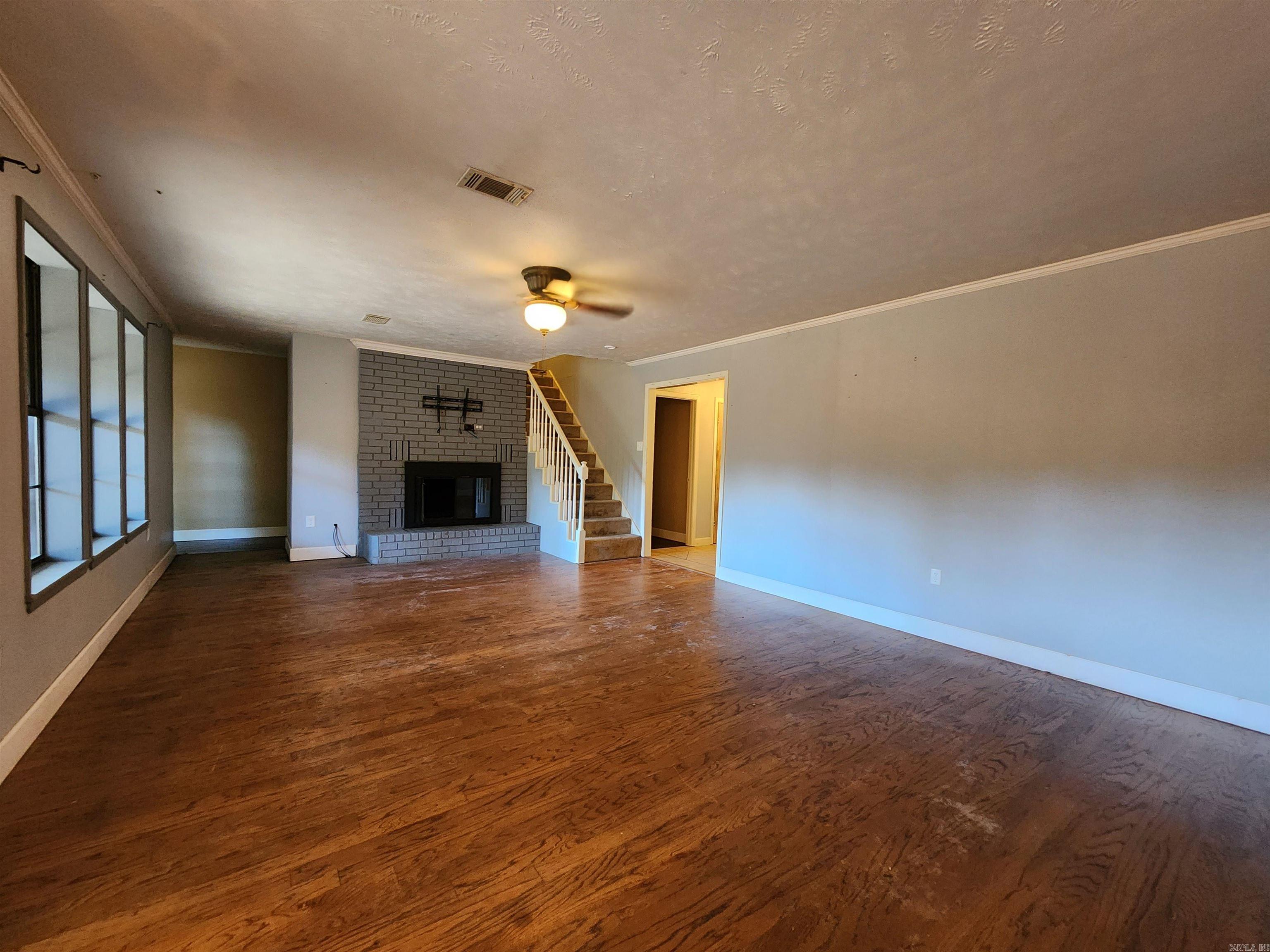 CREEKWOOD - Residential