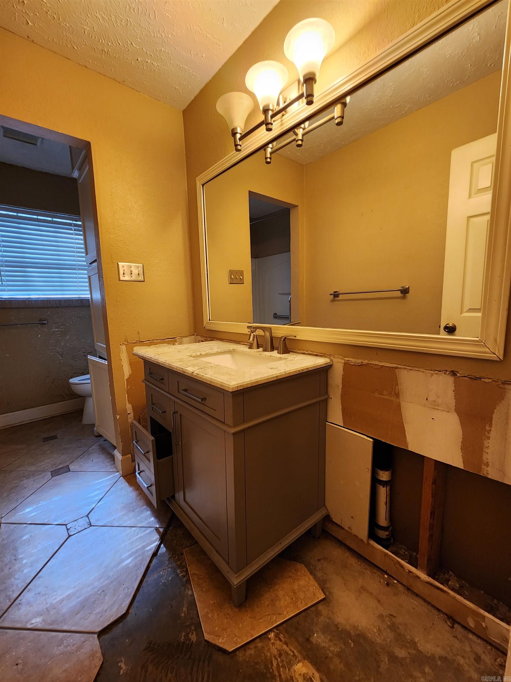 CREEKWOOD - Residential