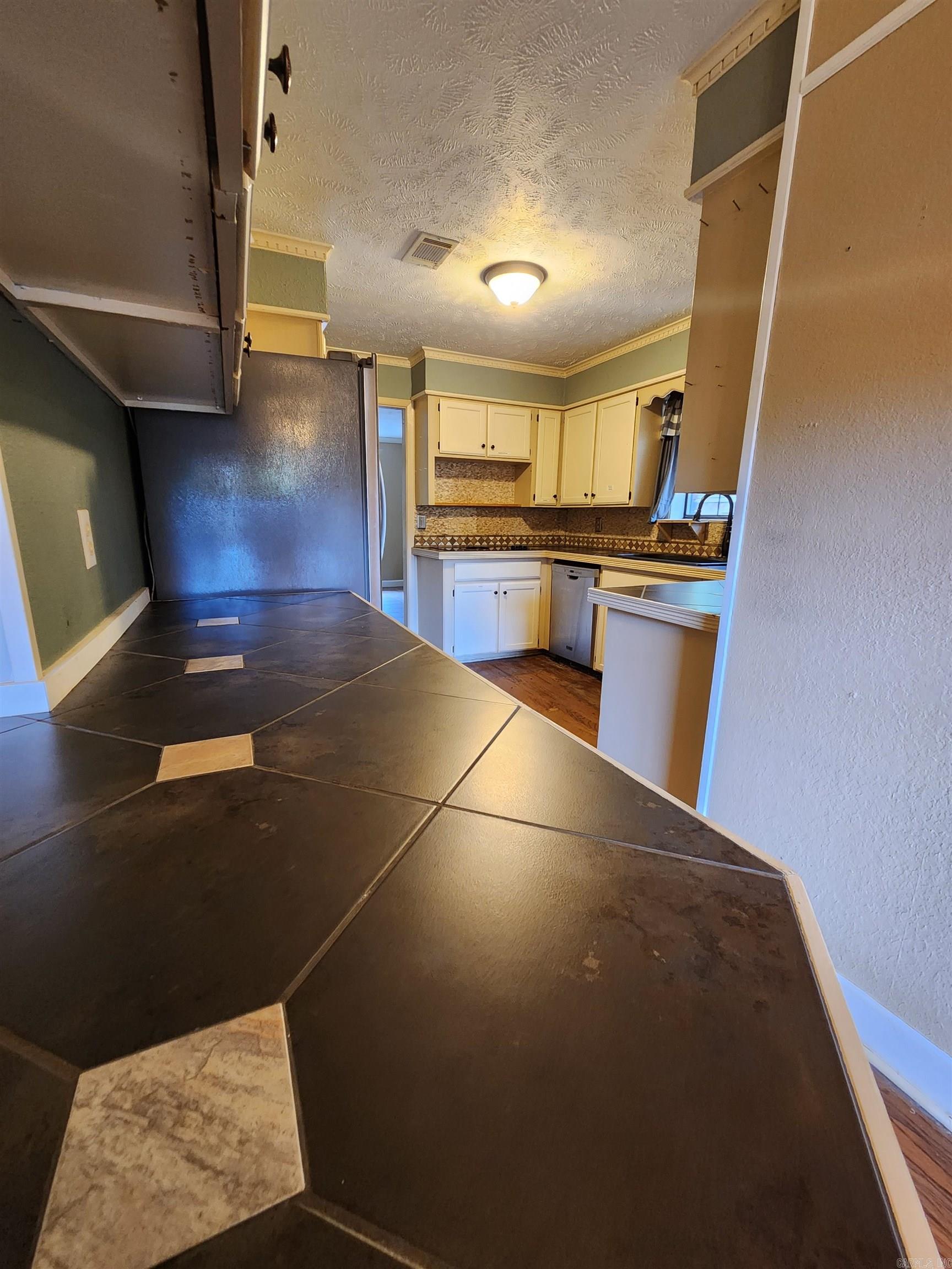 CREEKWOOD - Residential